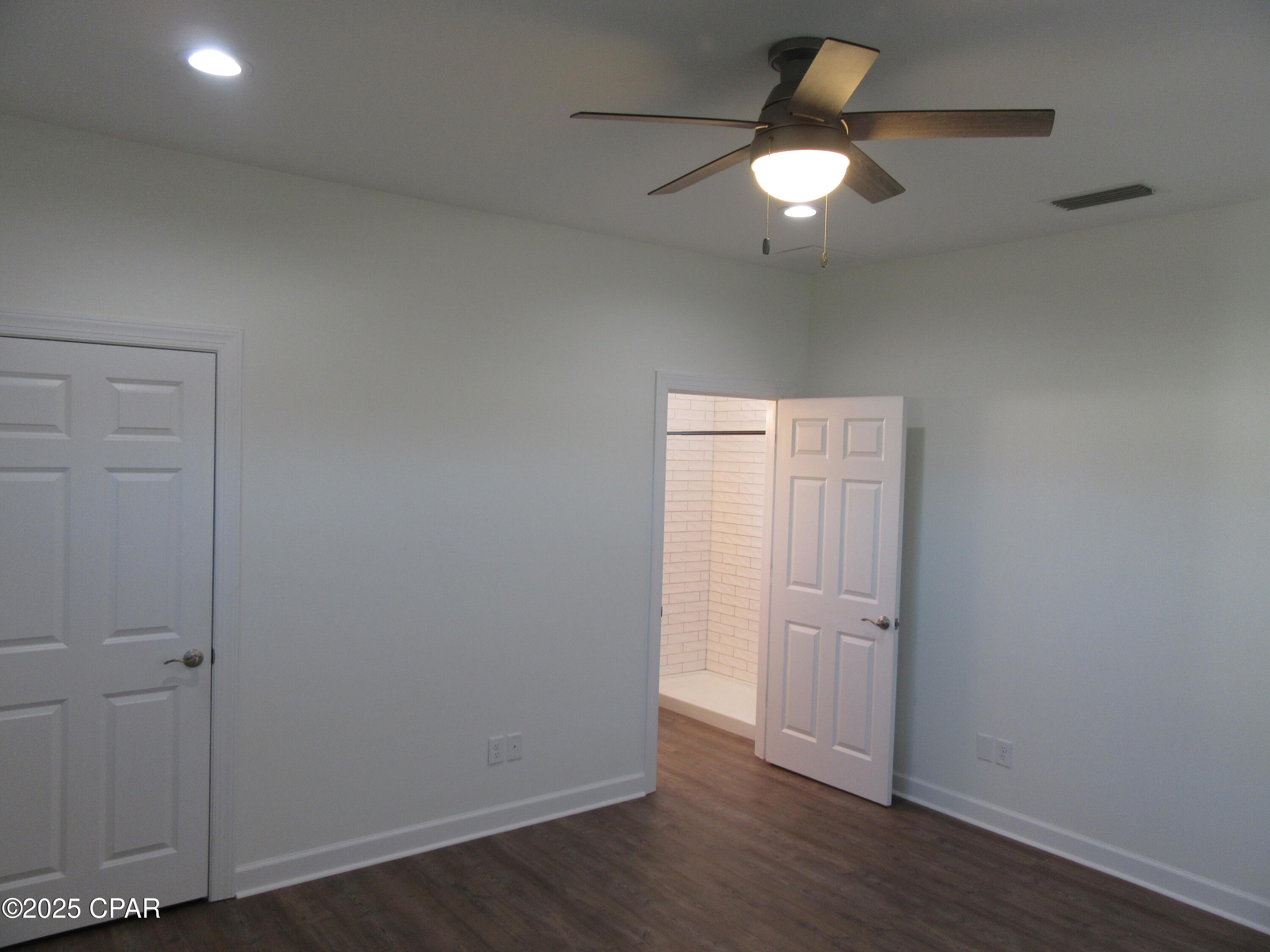 Image 16 For 2811 Panama Avenue