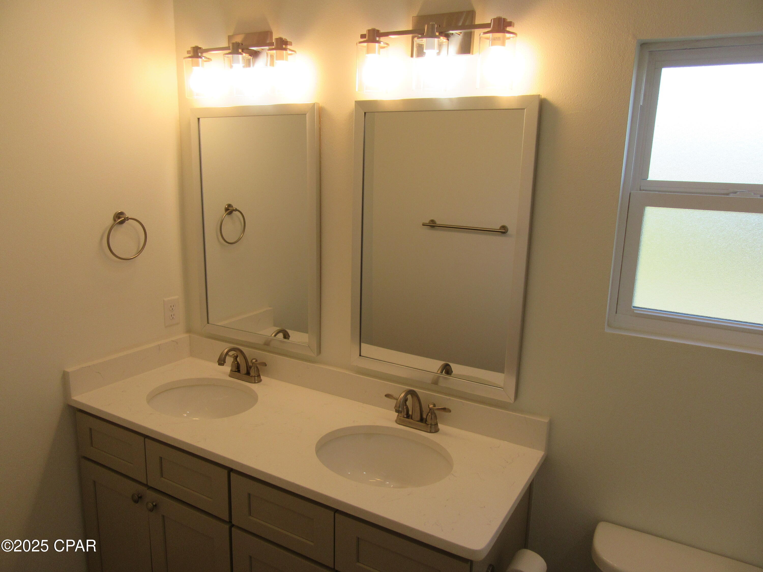 Image 17 For 2811 Panama Avenue