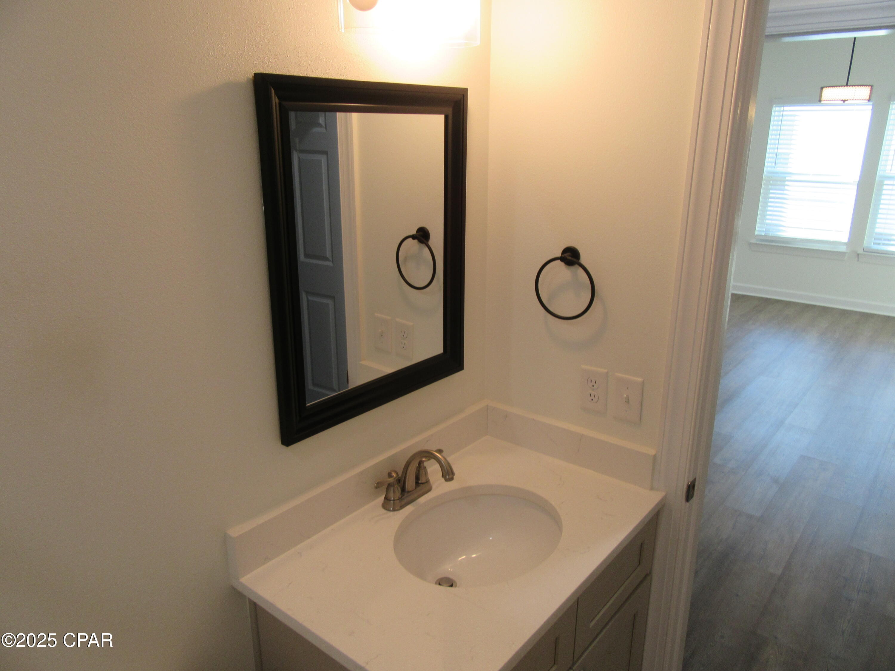 Image 27 For 2811 Panama Avenue