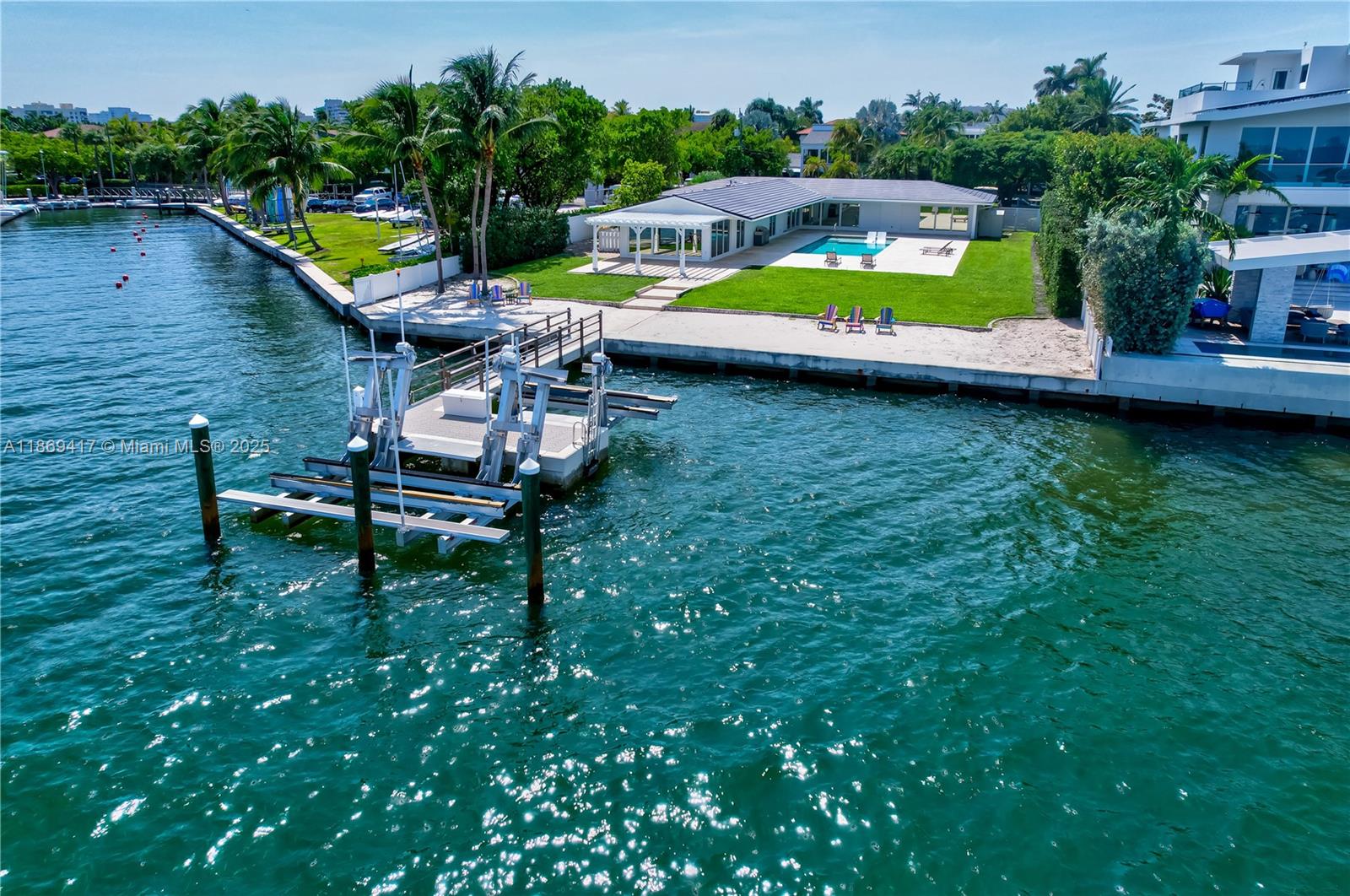 200 Harbor Dr Key Biscayne, FL 33149