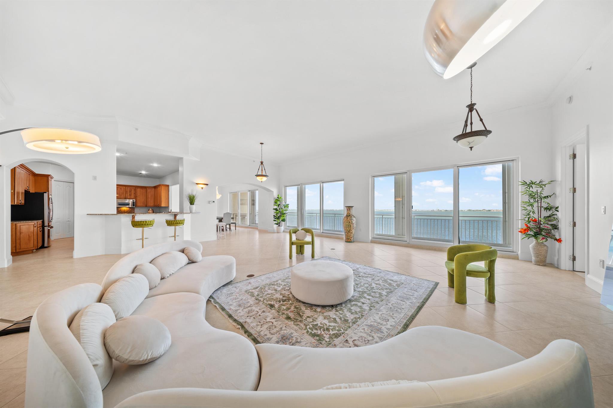 Homes for sale in Palm Bay, FL | 4955 Dixie Hwy Ne #802, Palm Bay, FL 32905 | MLS# R11122137