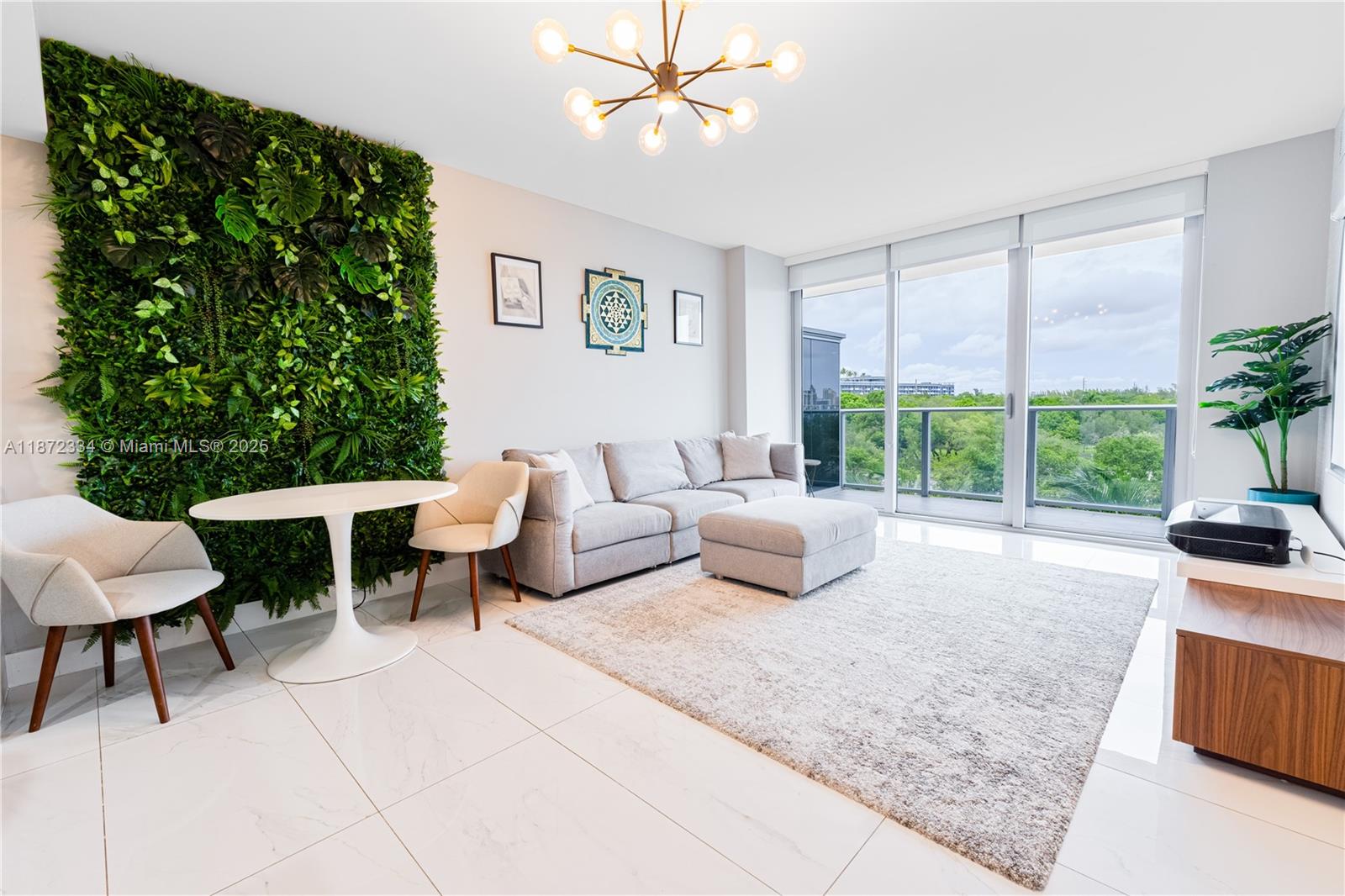 Condo for Sale in North Miami Beach, FL