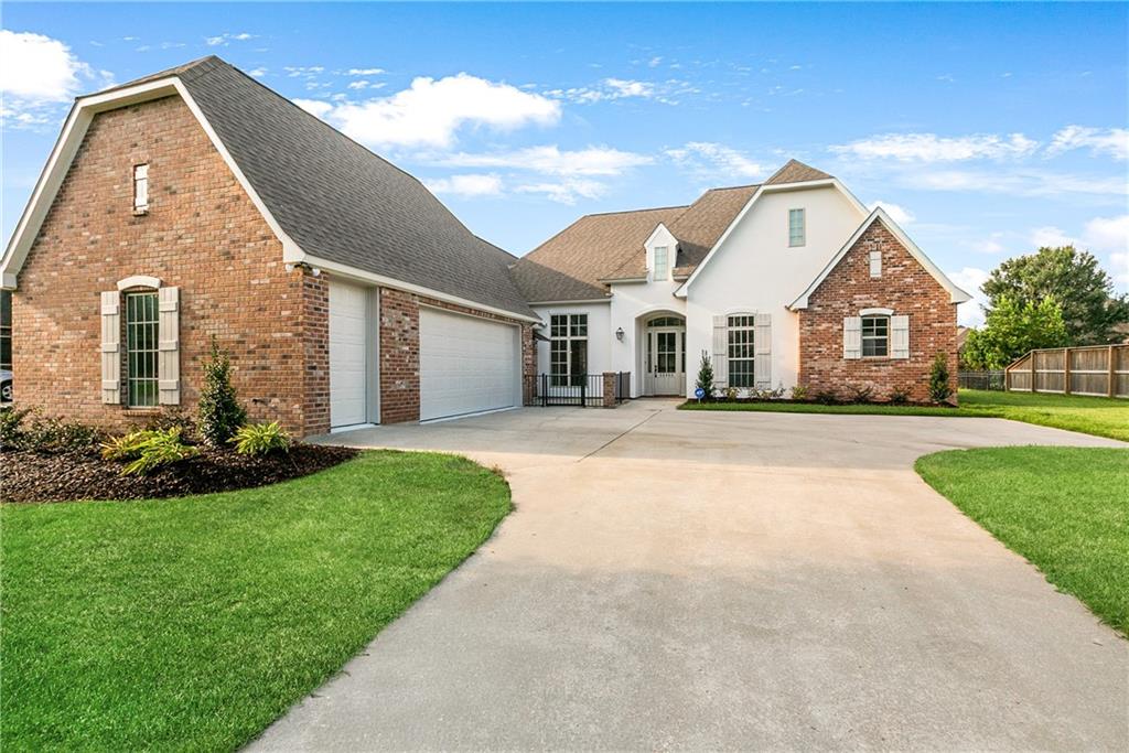 listing main picture