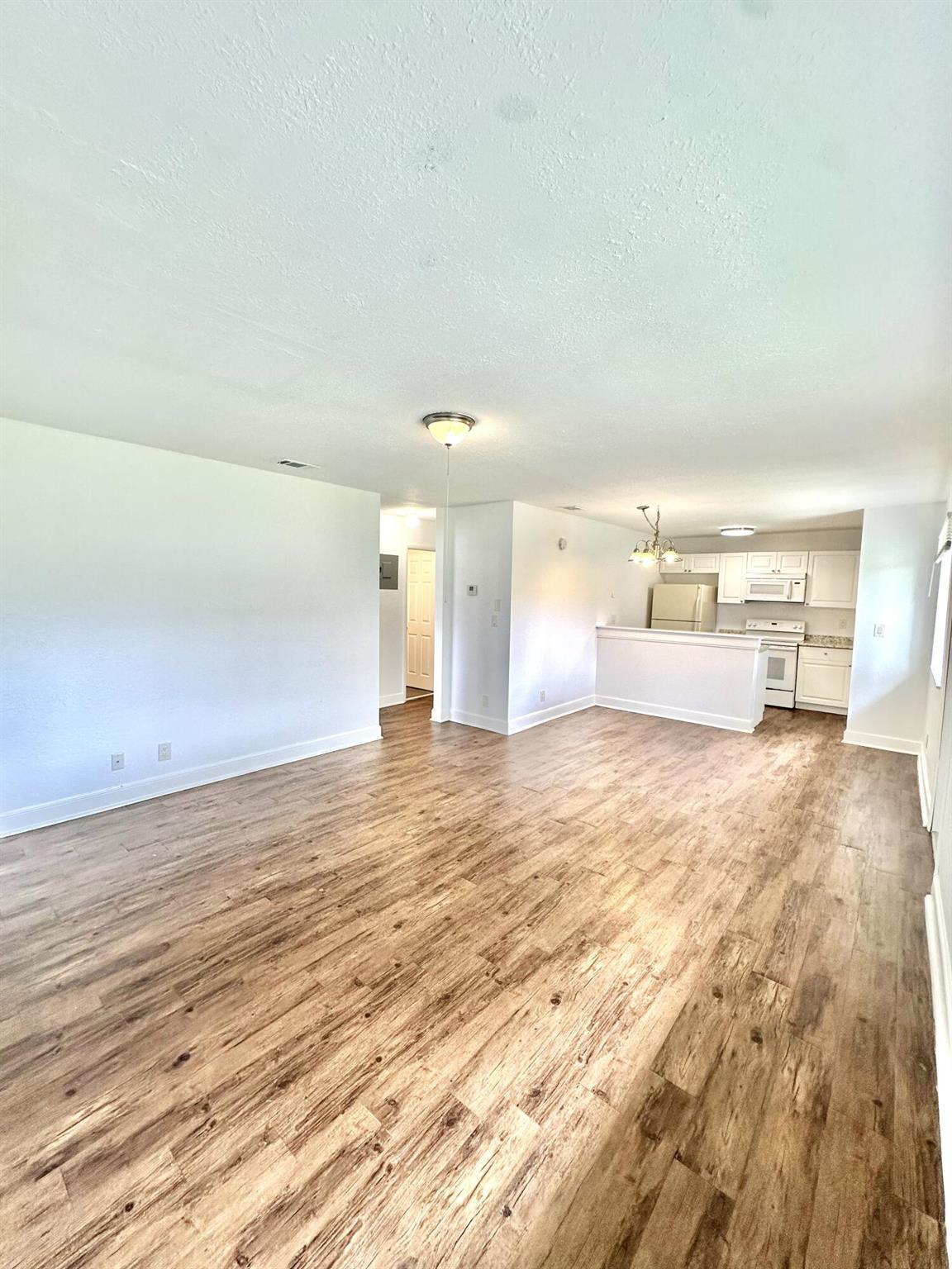 Tiffany Lake Cond Phase T