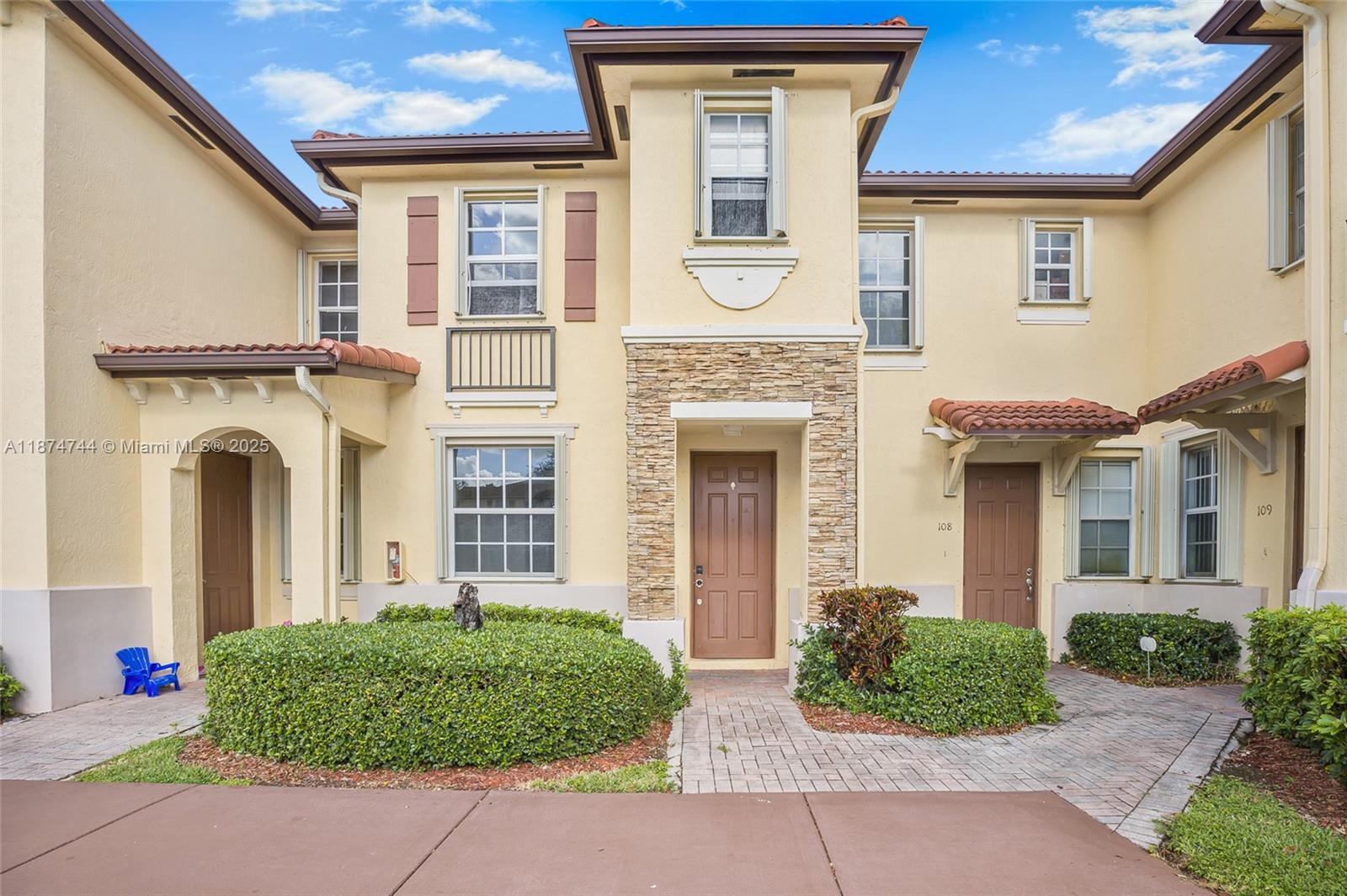 Villas At Carmel Condo No