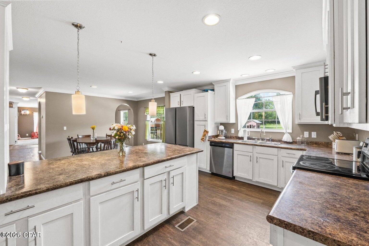 Image 11 For 7136 Providence Church Road