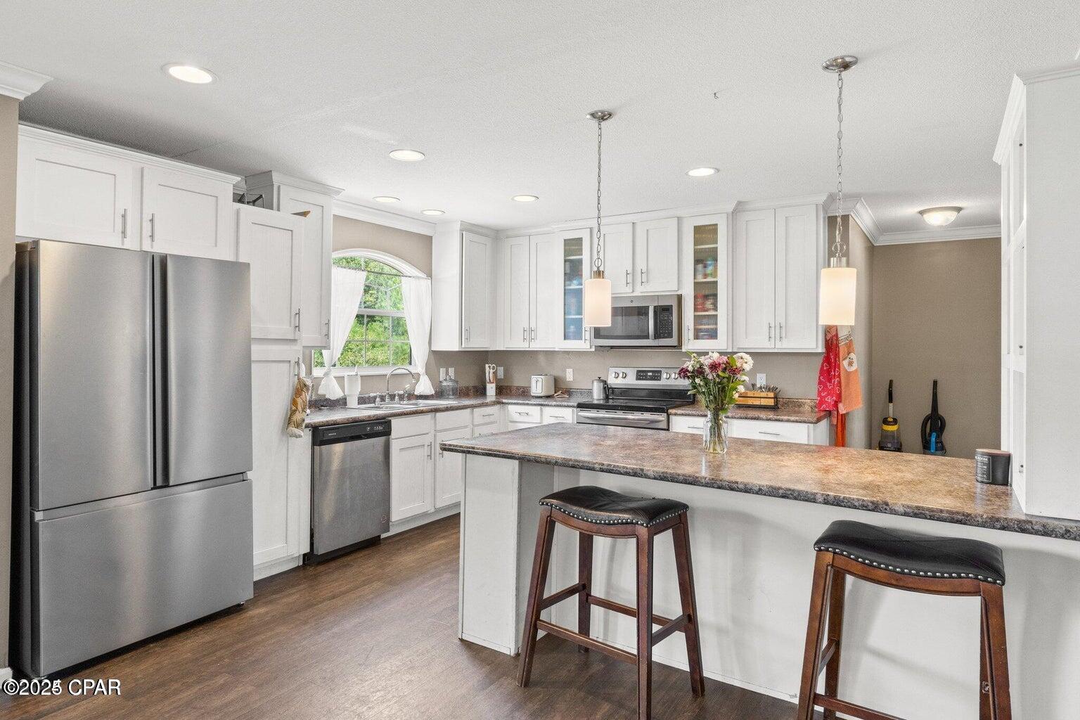 Image 3 For 7136 Providence Church Road