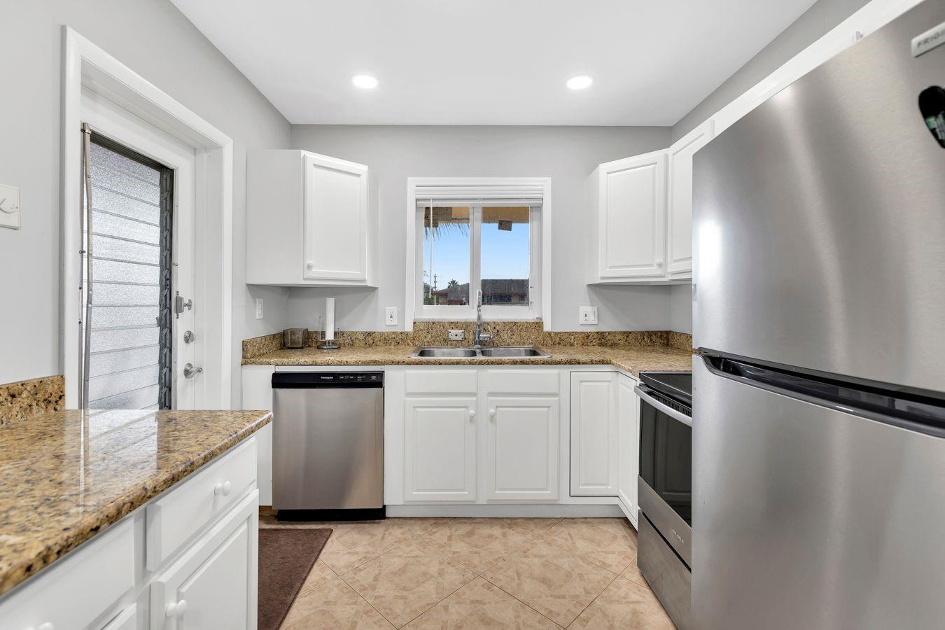 Homes for sale in Hollywood, FL | 5300 Washington St #D308, Hollywood, FL 33021 | MLS# F10525615