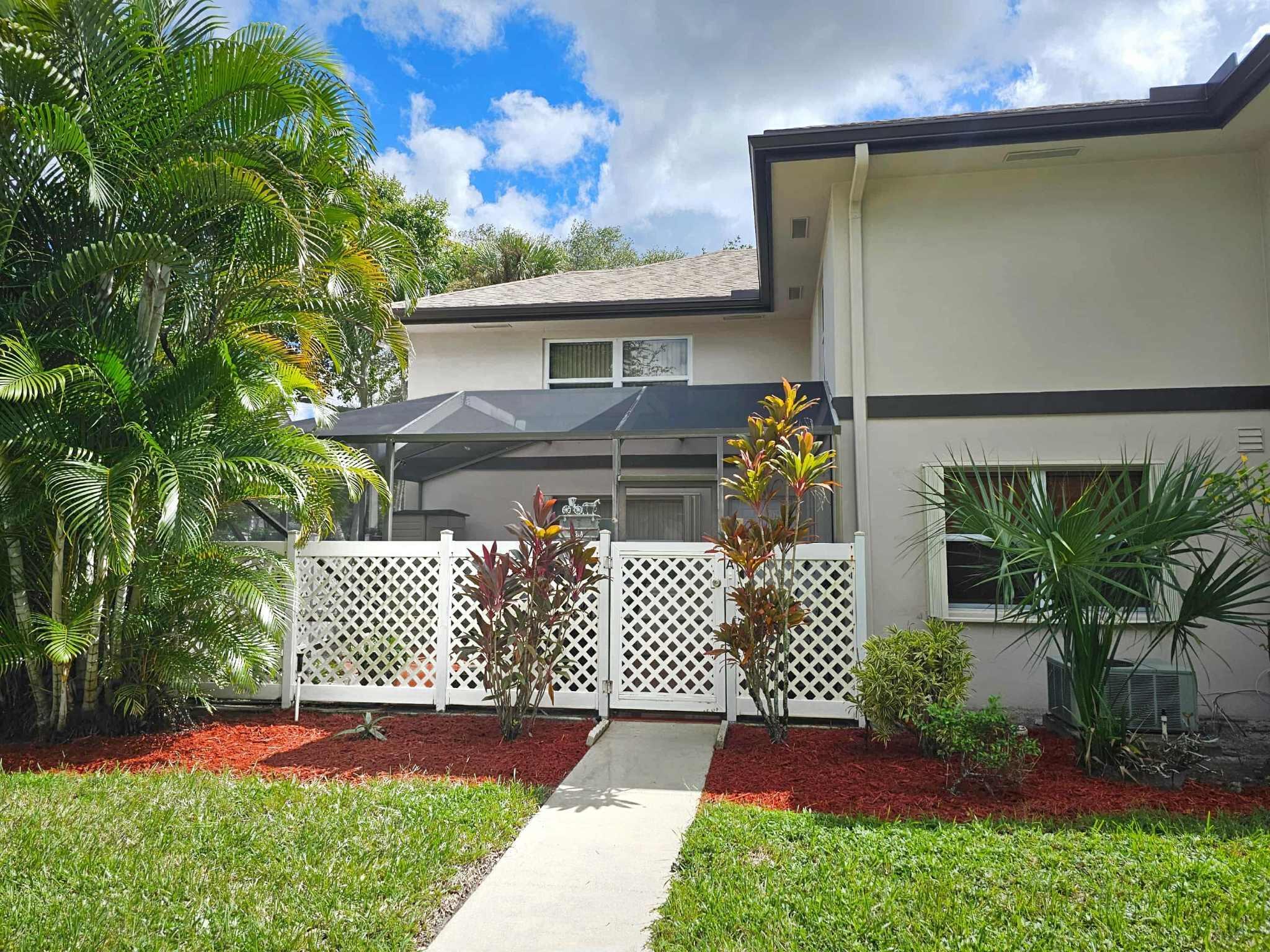 Homes for sale in Royal Palm Beach, FL | 46 Essex Court #A, Royal Palm Beach, FL 33411 | MLS# R11122209