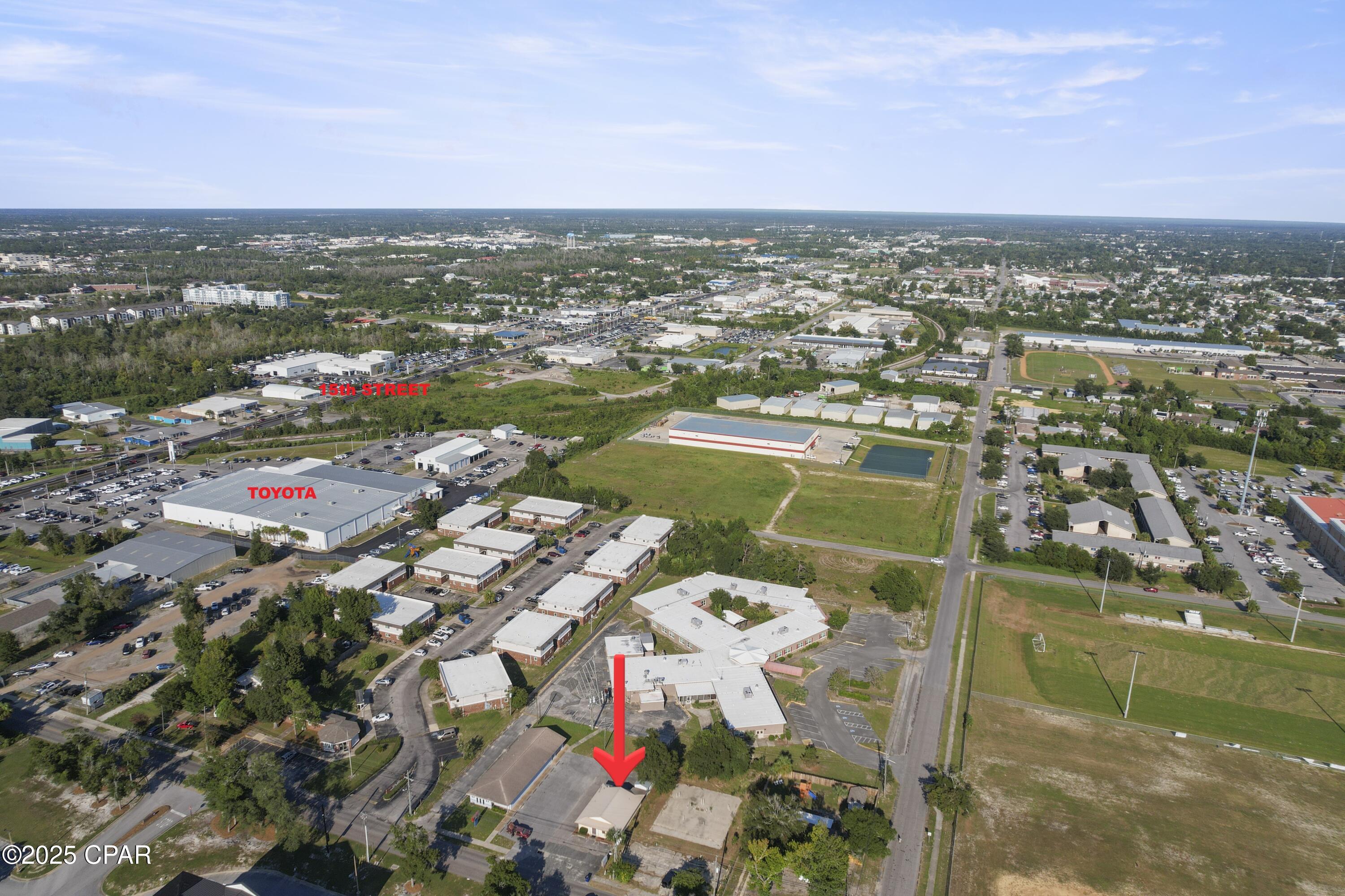 Image 2 For 1308 Balboa Avenue