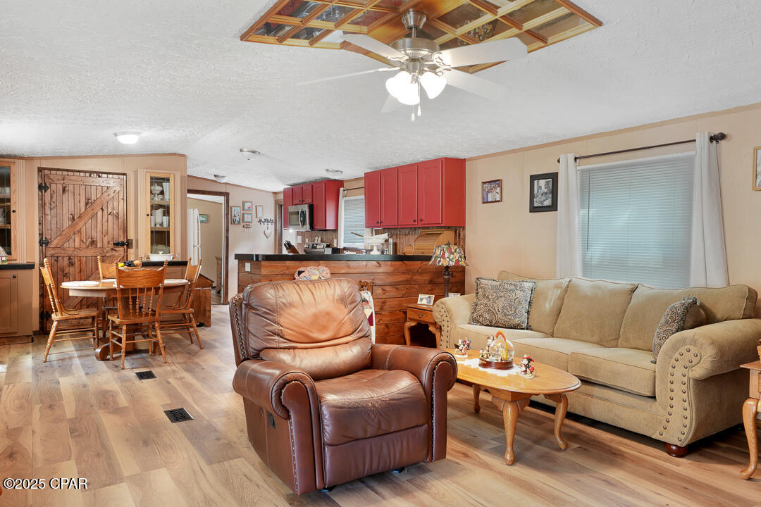 Image 6 For 12534 Greenbriar Drive