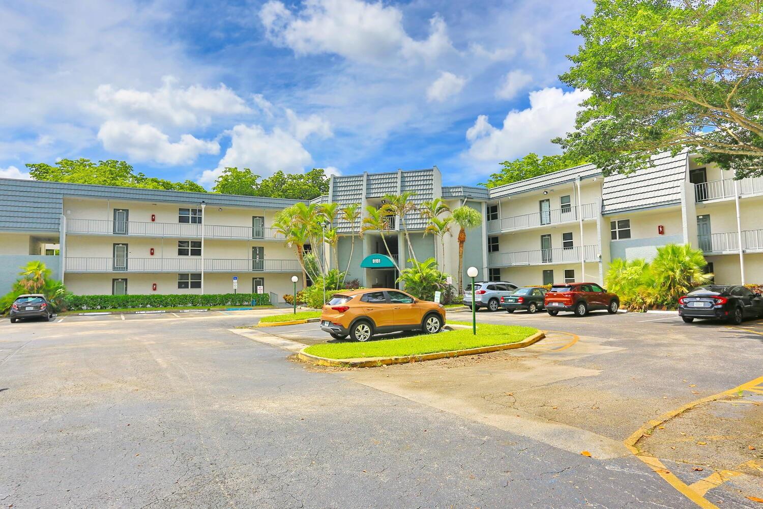 Homes for sale in Tamarac, FL | 9151 Lime Bay Blvd #310, Tamarac, FL 33321 | MLS# F10525338