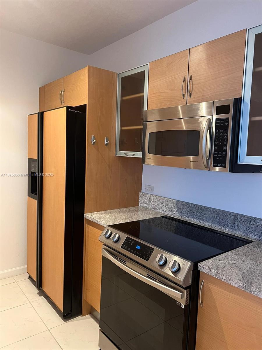 Venture At Aventura West