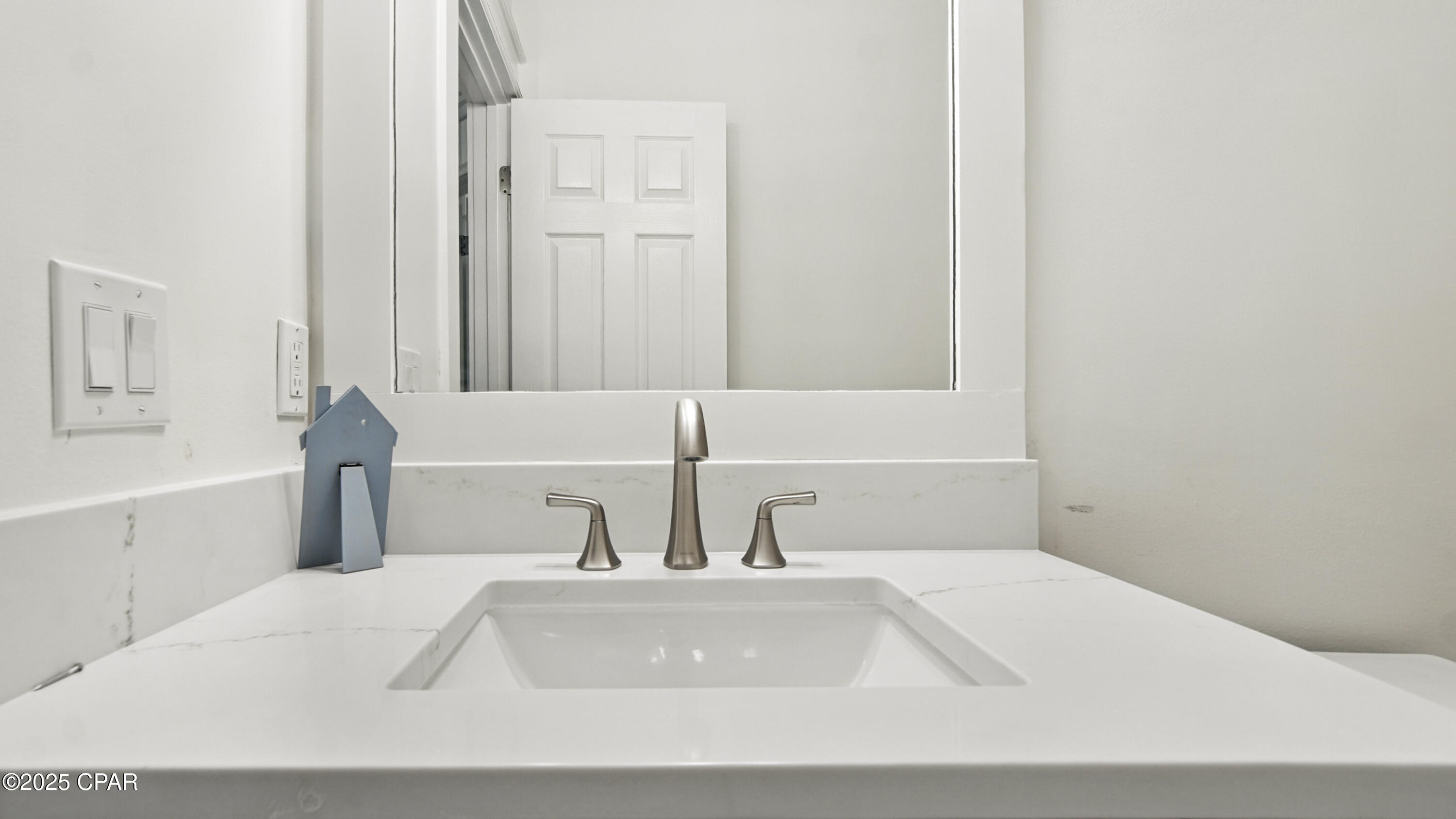 Image 34 For 137 San Juan Avenue