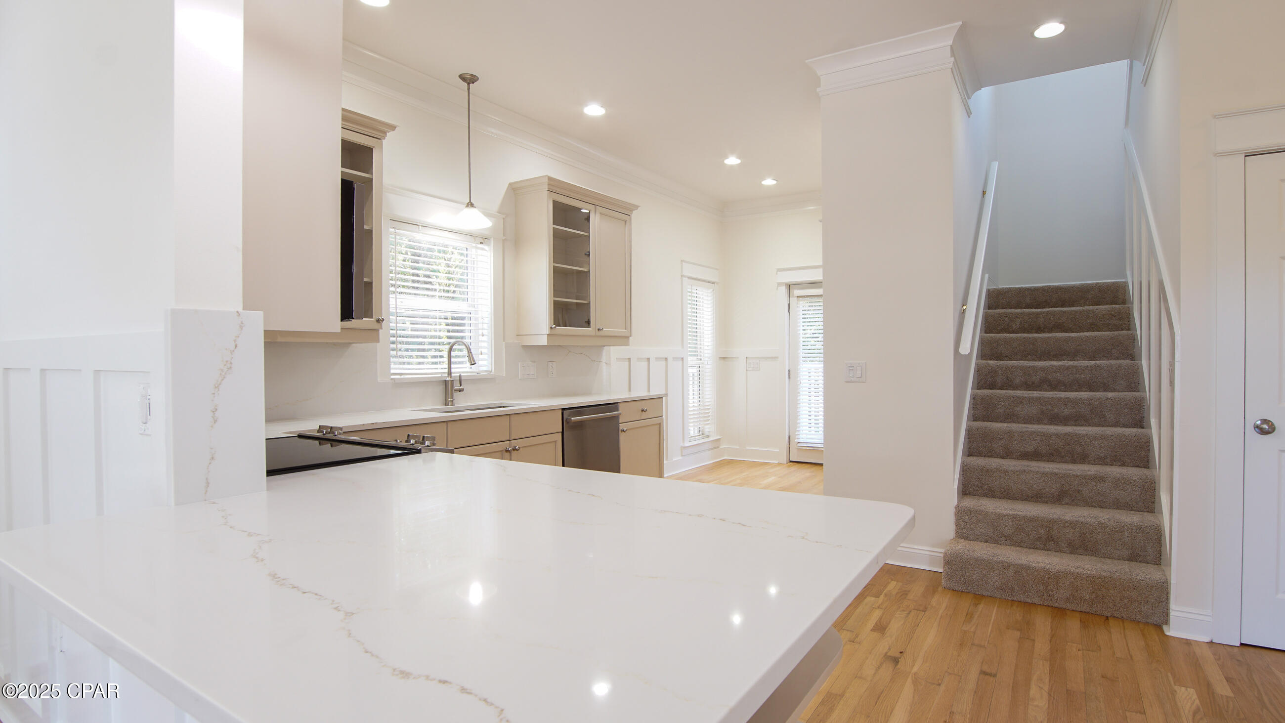 Image 8 For 137 San Juan Avenue