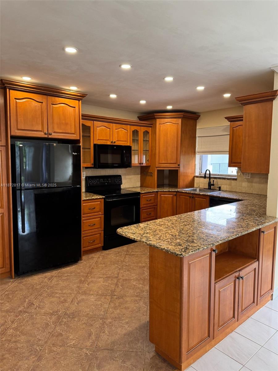 Commodore Plaza Condo