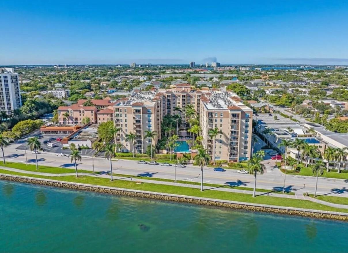 Flagler Pointe Condo