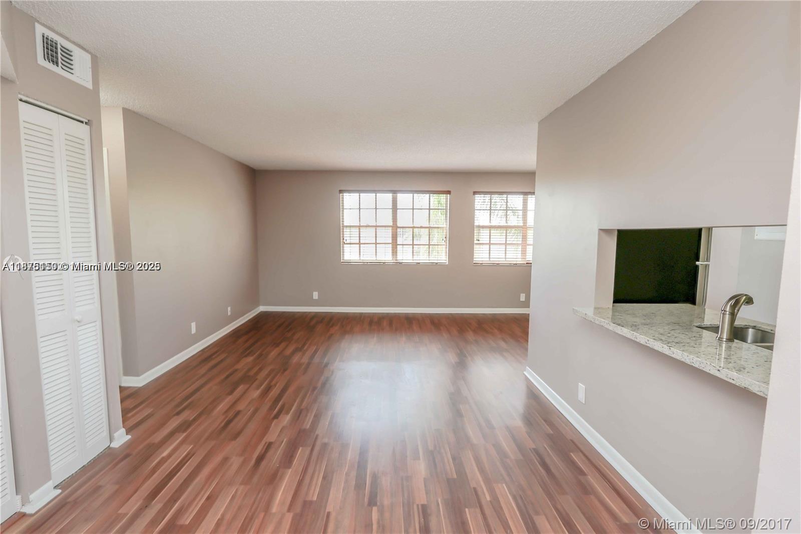 Windmill Lakes V Condo