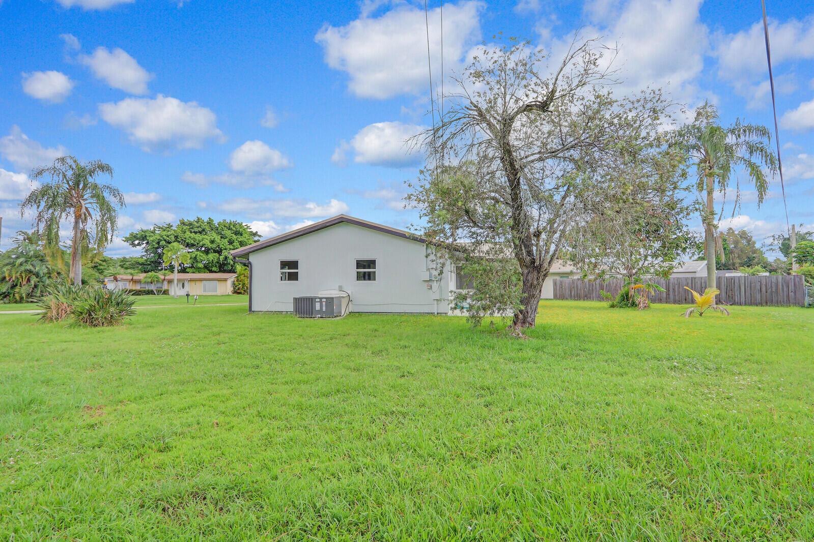 Homes for sale in Port St Lucie, FL | 119 Se Camino Street, Port St Lucie, FL 34952 | MLS# R11122340