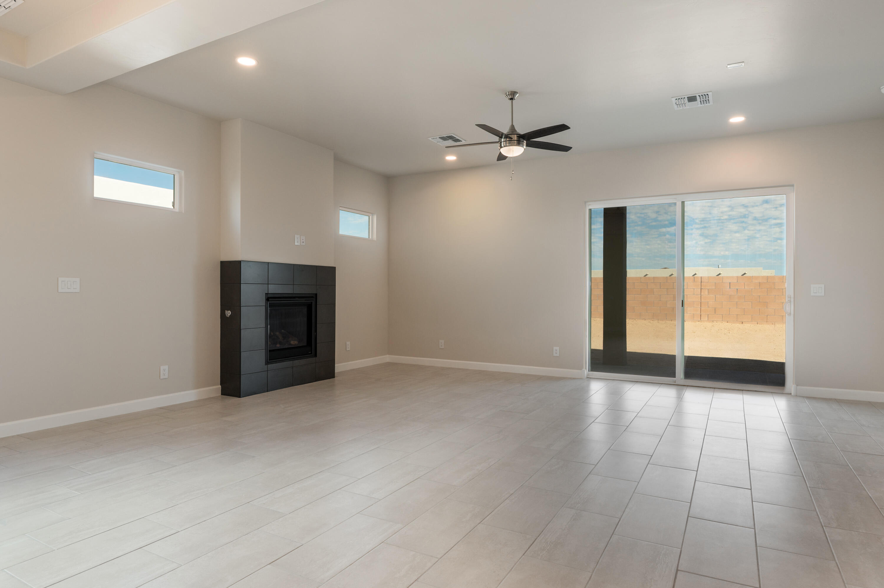 Photo 3 of Single family home for sale at 1025 Aleen Rd SE, Rio Rancho, NM 87124 | MLS# 1091088 | Listing updated on 2026-10-26