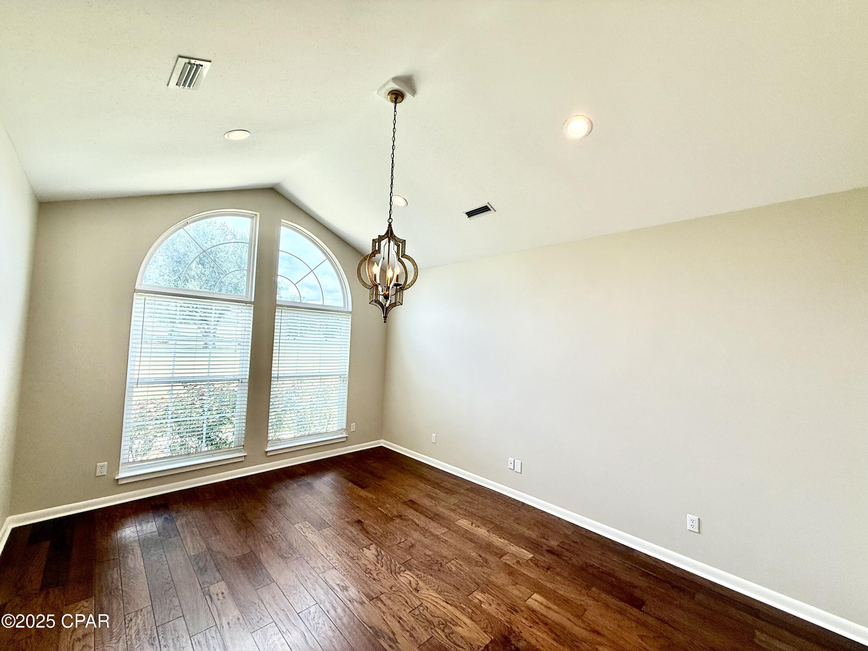 Image 10 For 4527 Red Oak Trace