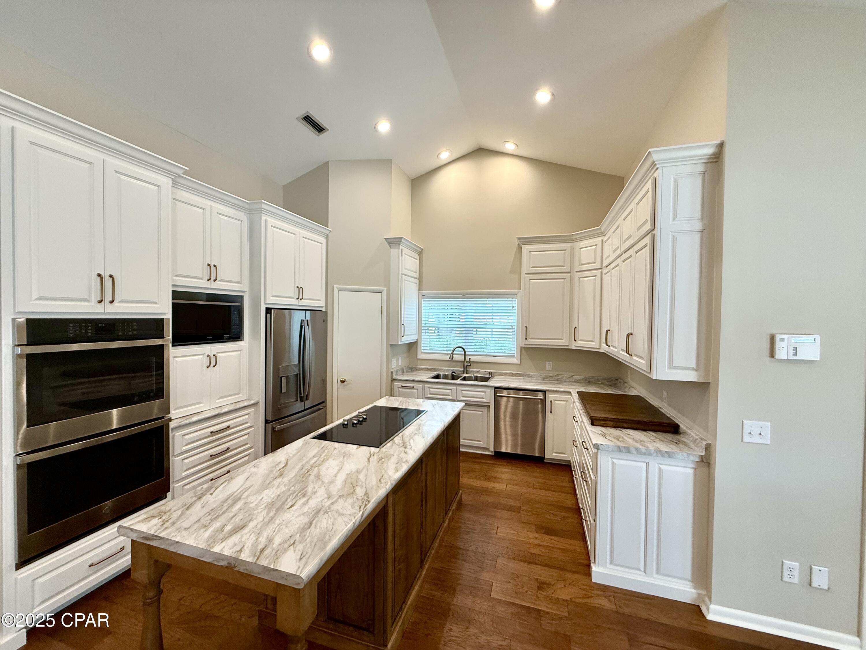 Image 17 For 4527 Red Oak Trace