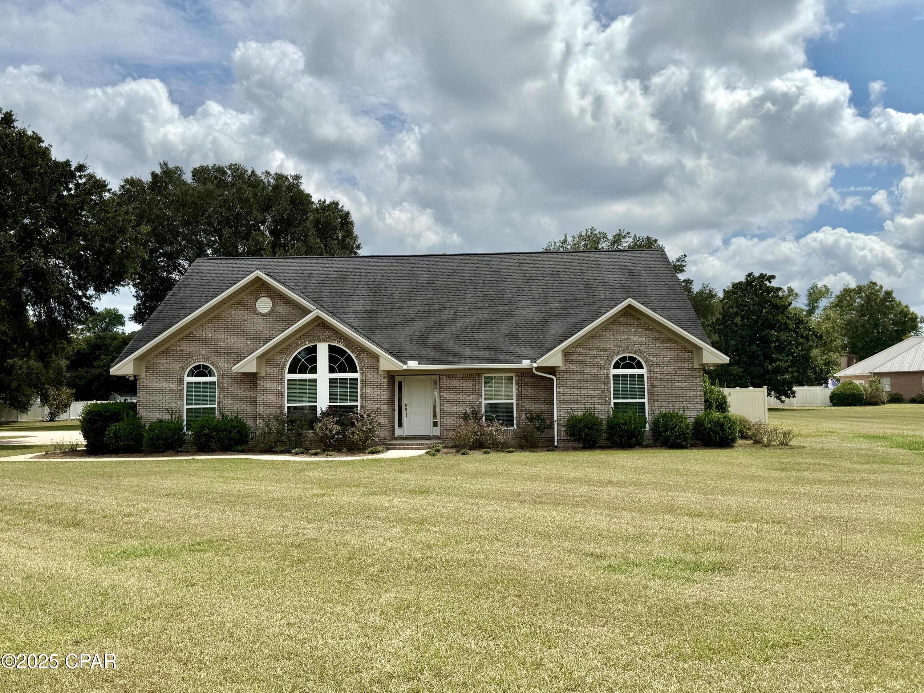 Image 3 For 4527 Red Oak Trace