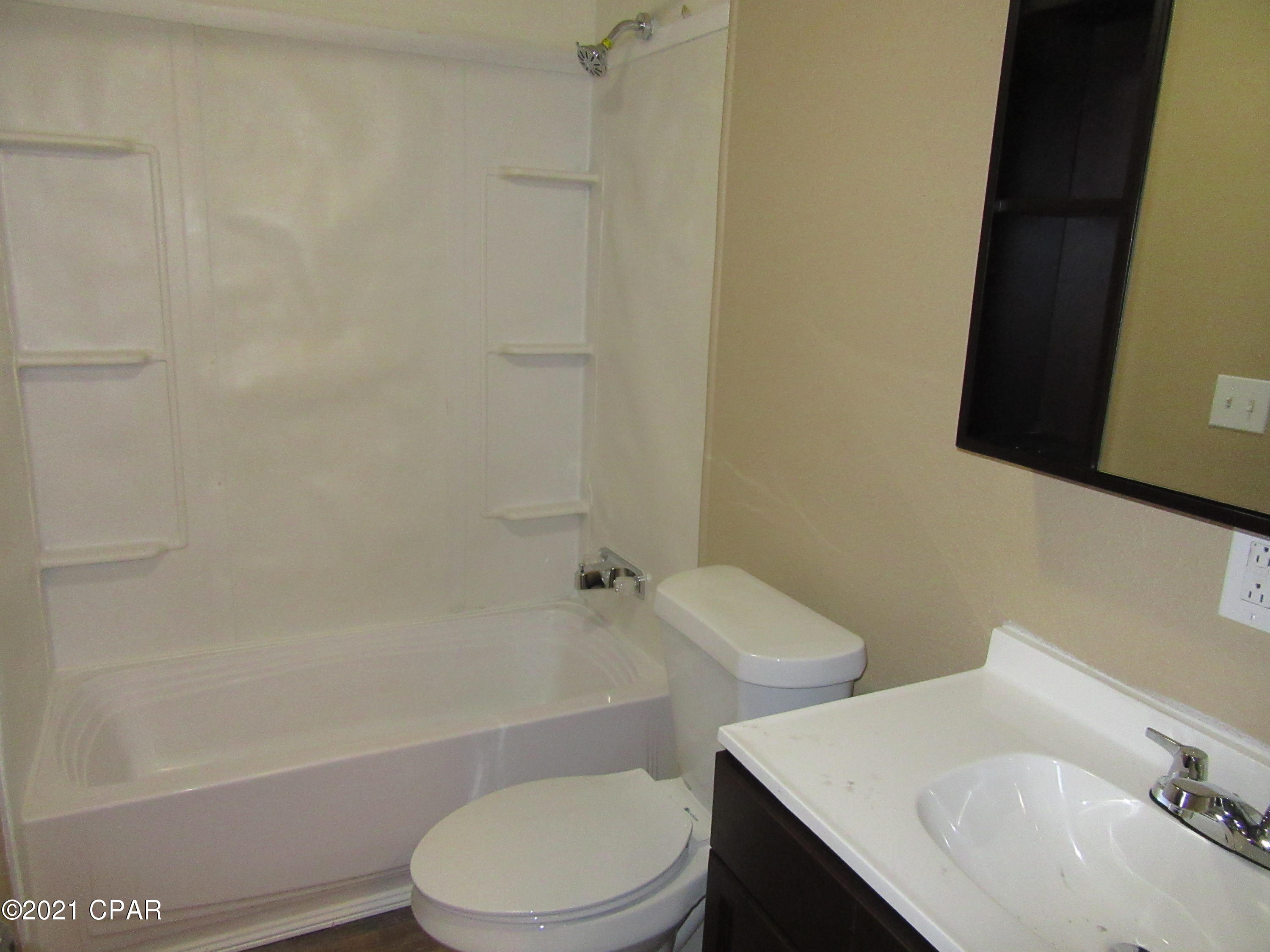 Image 8 For 4512 Carla Lane #w