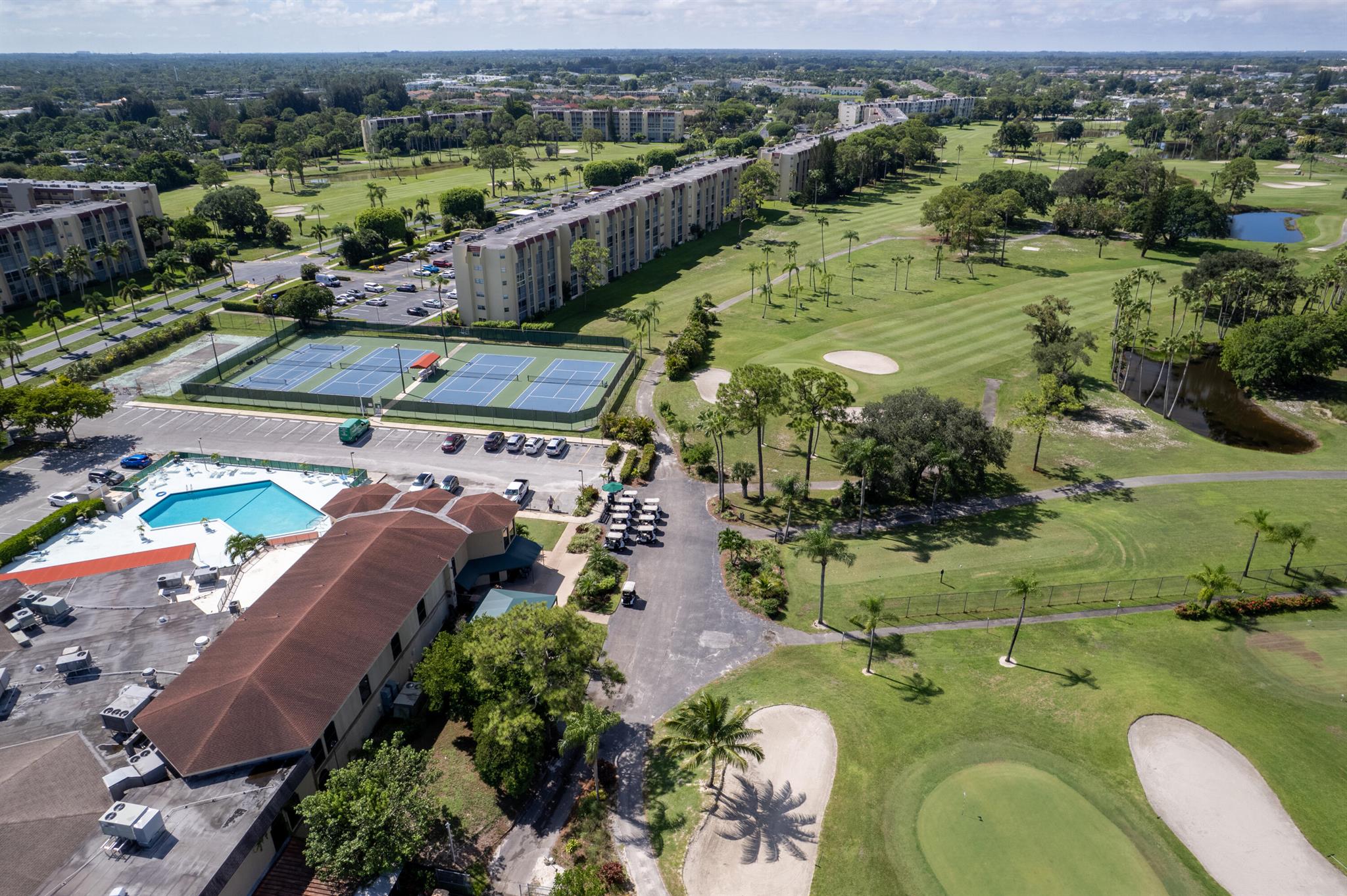 Homes for sale in Lake Worth, FL | 3590 Via Poinciana #607, Lake Worth, FL 33467 | MLS# R11122398