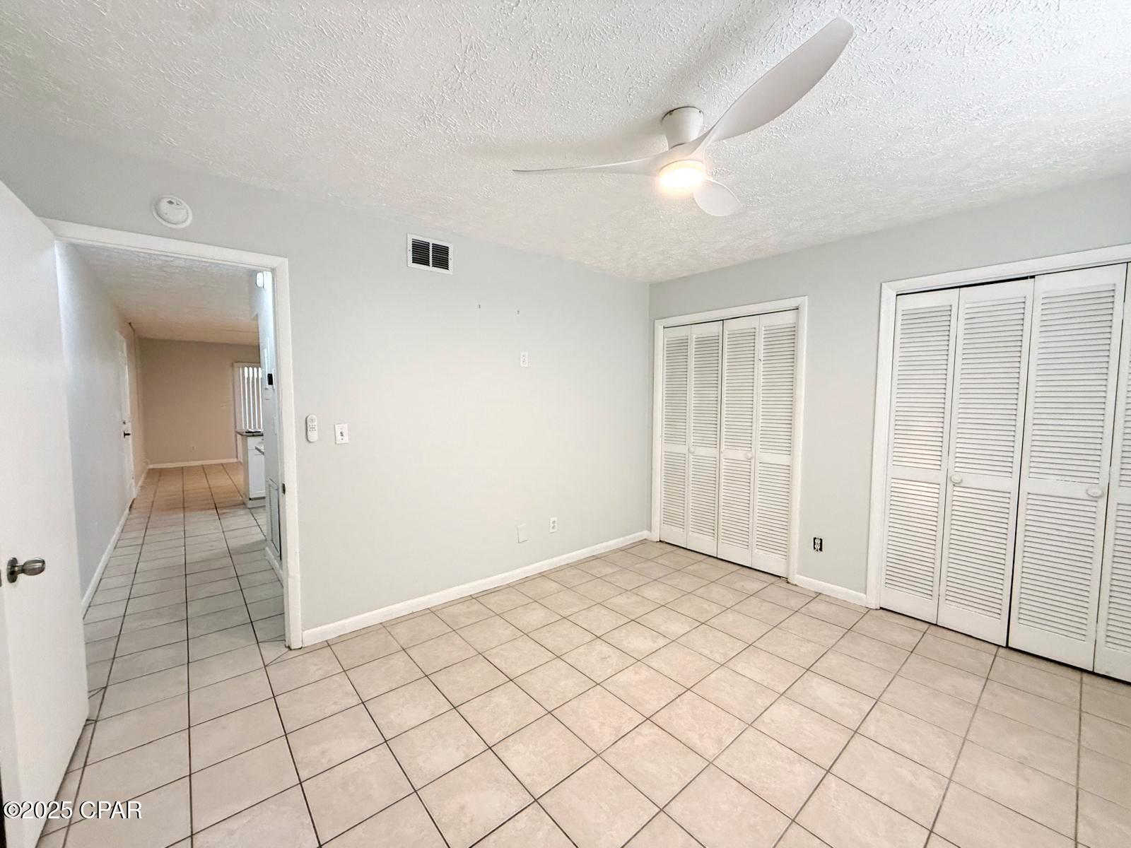 Image 5 For 4113 Holiday Drive 102