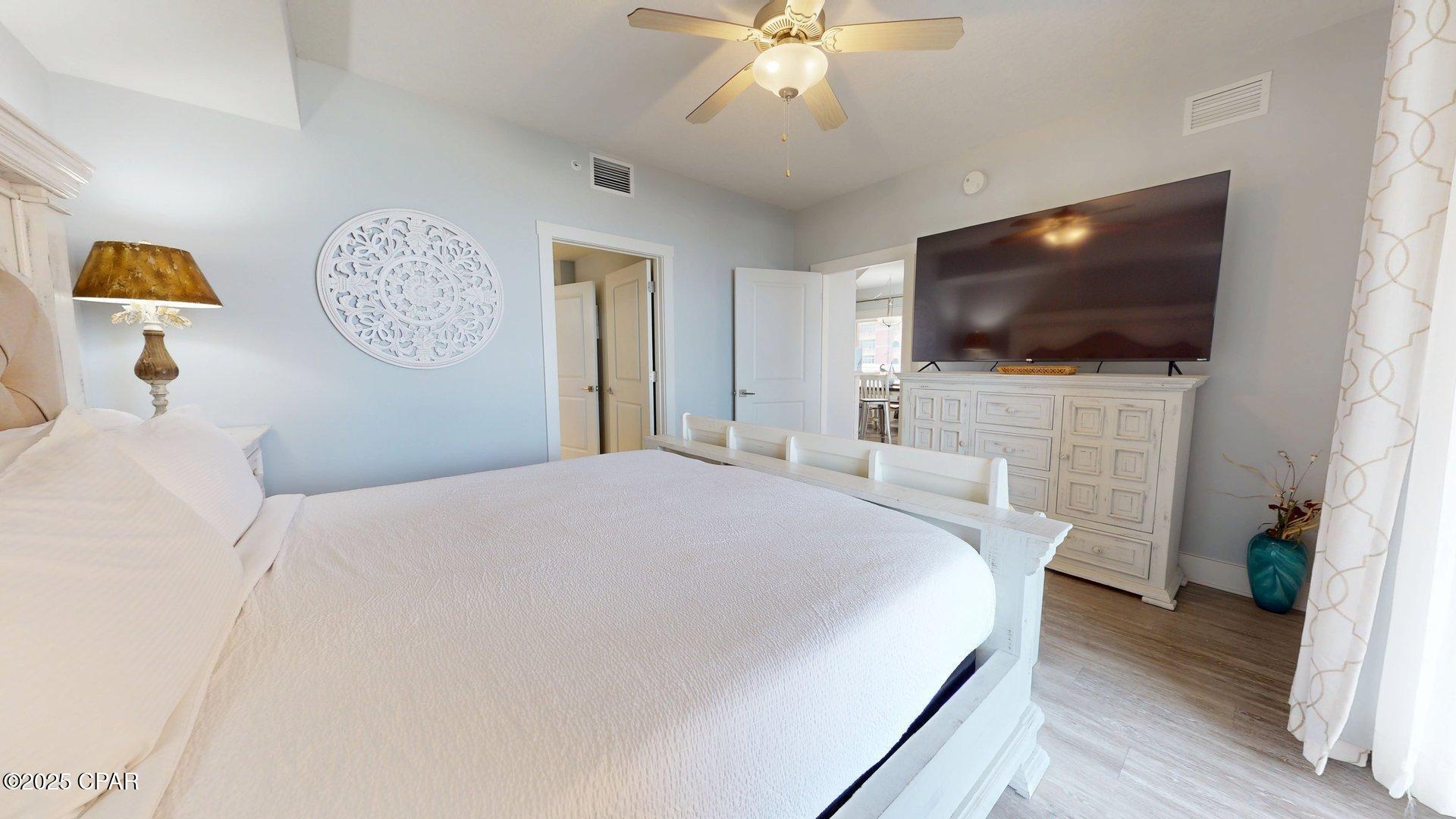 Image 37 For 15928 Front Beach Road 3-701