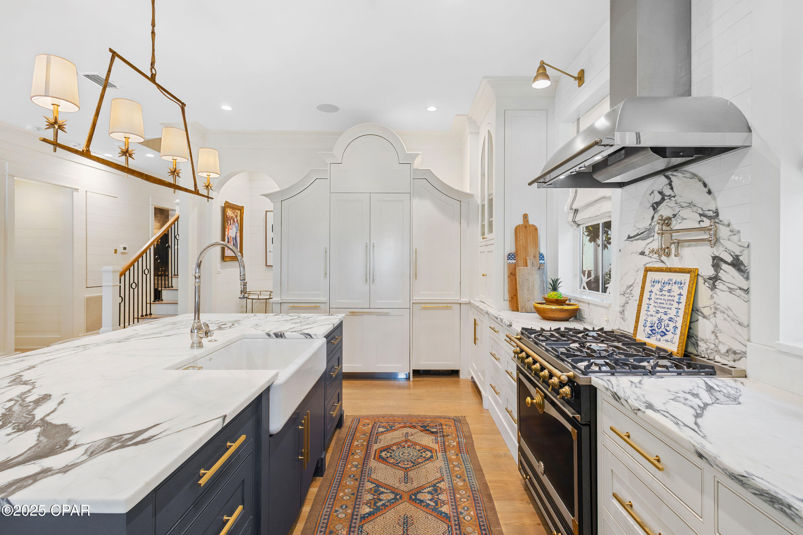 Listing photo id 16 for 50 Camellia Street