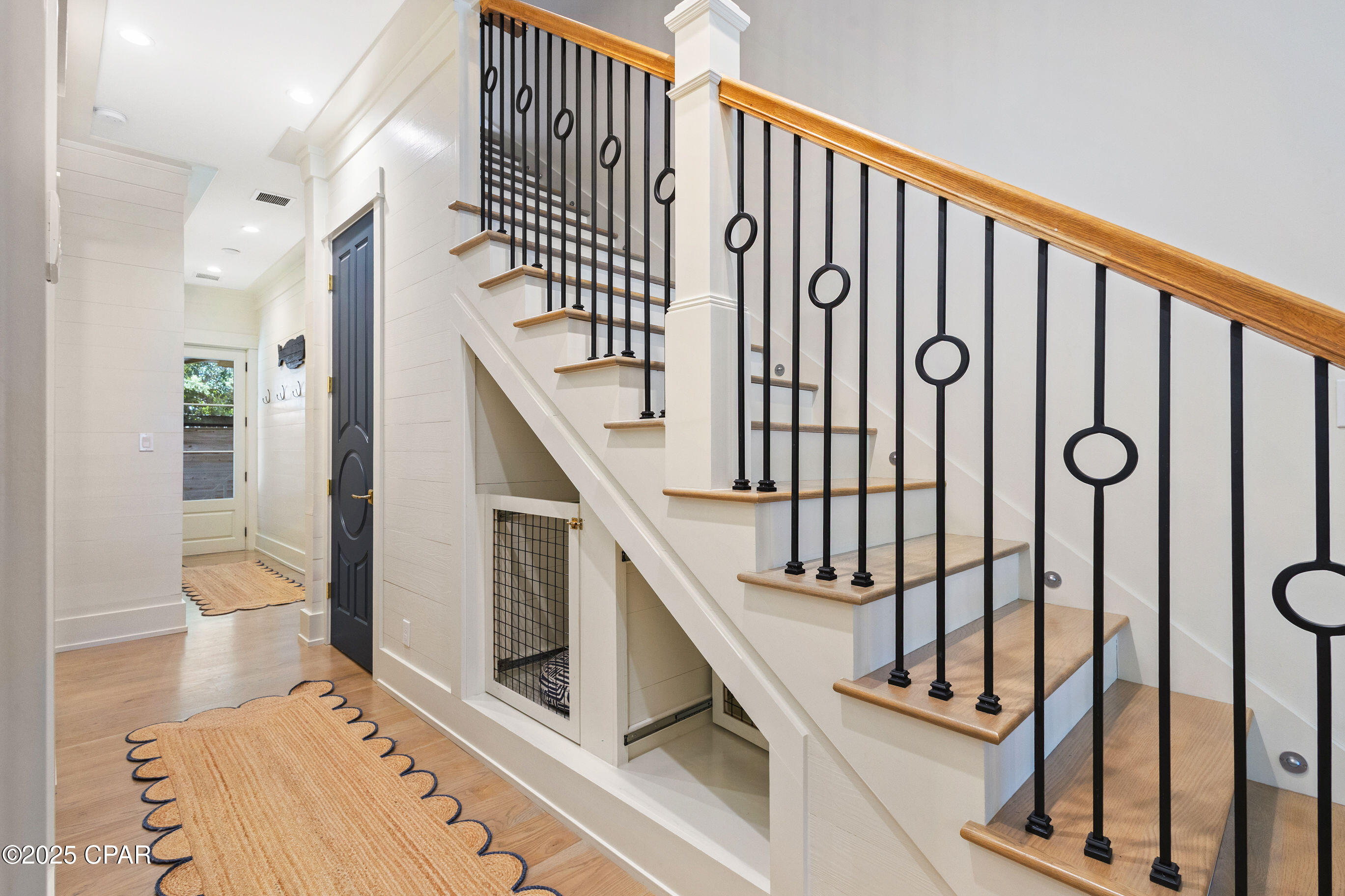 Listing photo id 26 for 50 Camellia Street