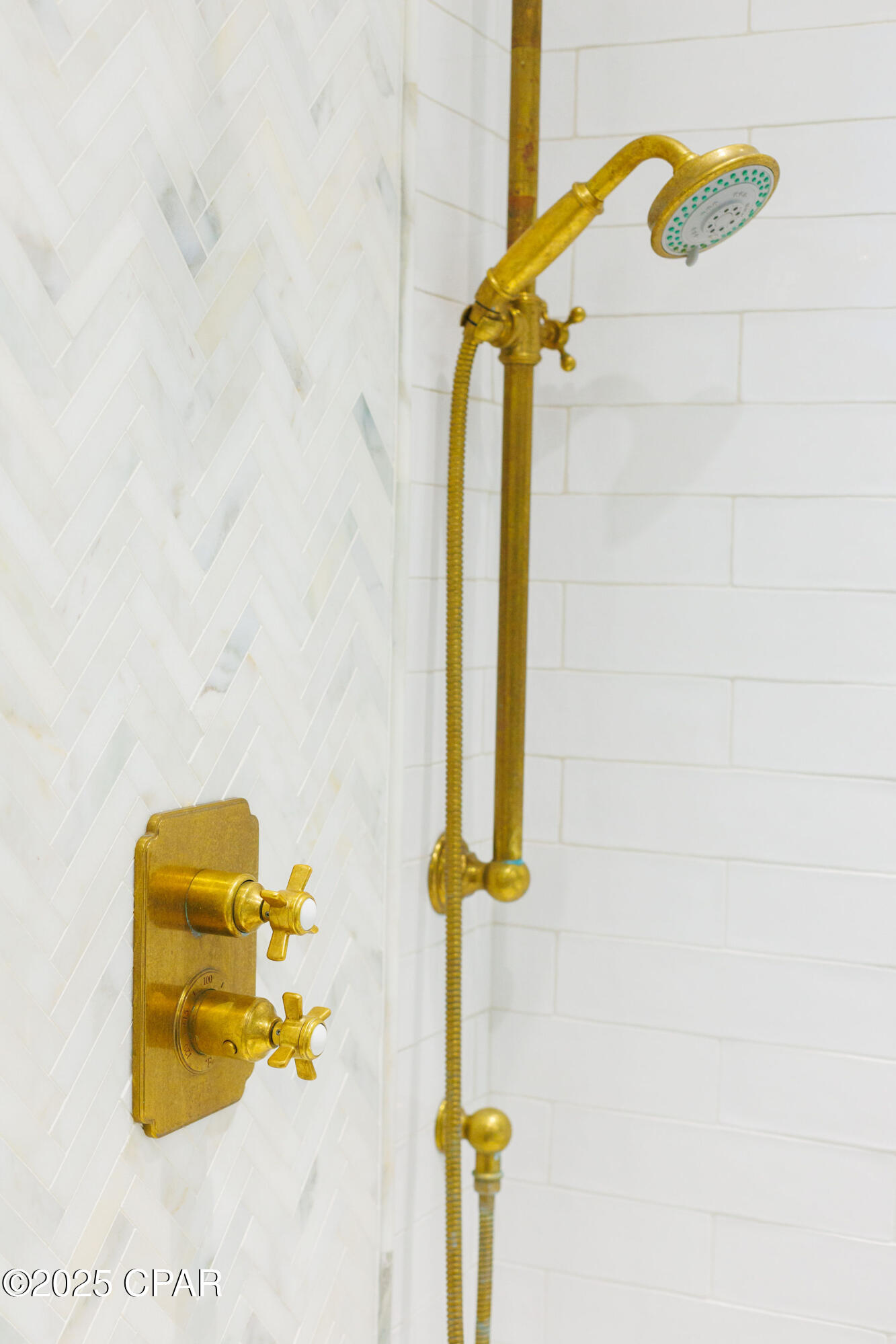 Image 46 For 50 Camellia Street