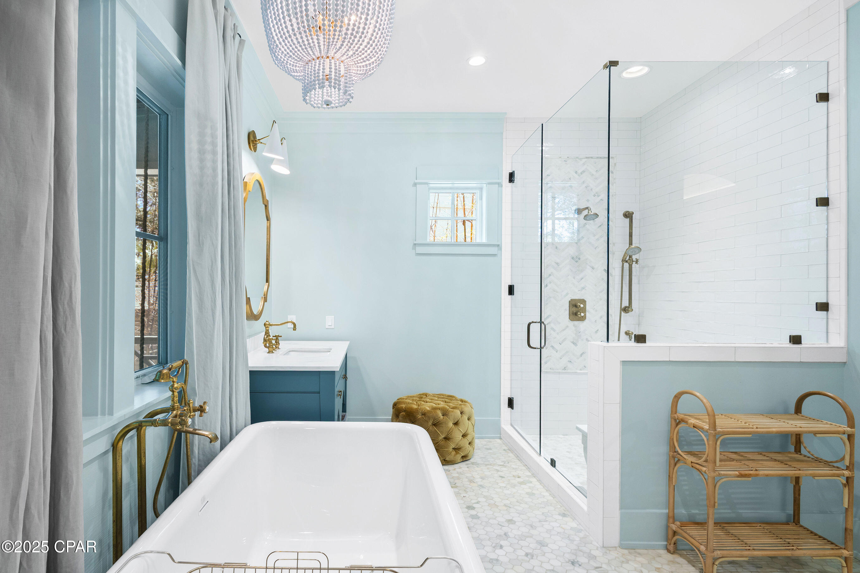 Listing photo id 47 for 50 Camellia Street