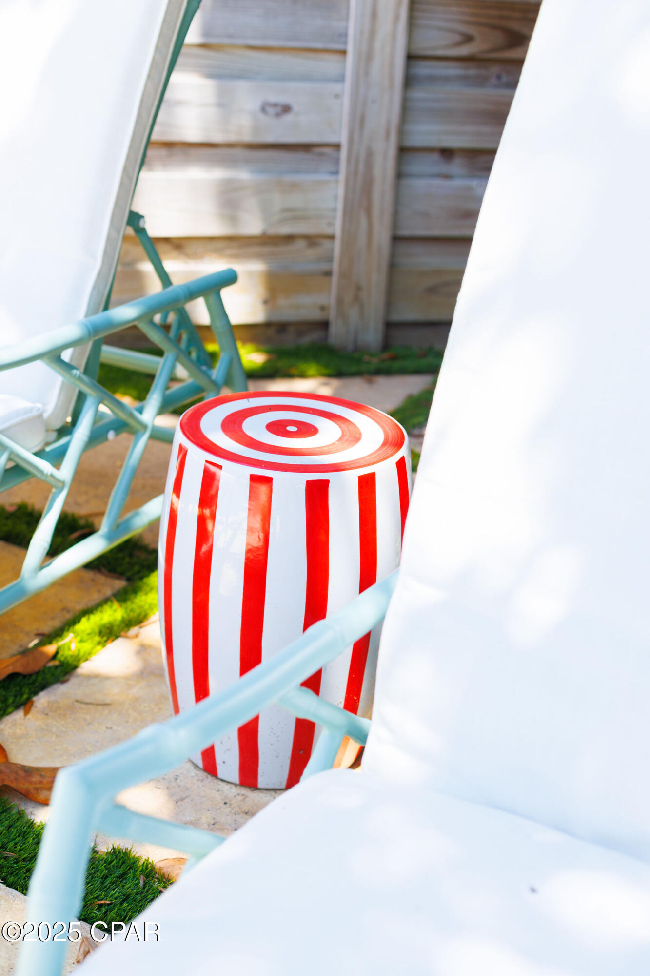 Listing photo id 61 for 50 Camellia Street