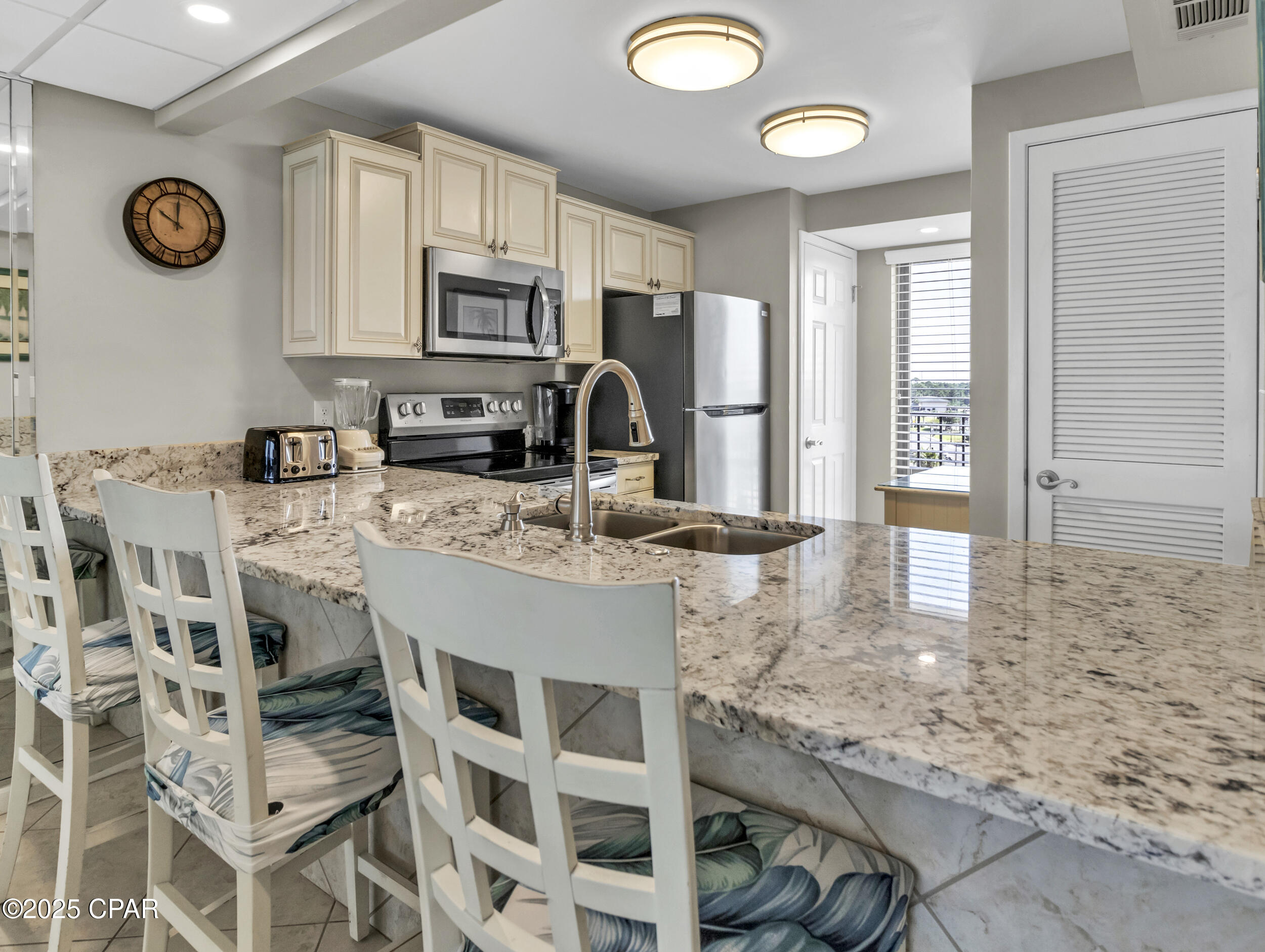 Image 24 For 11347 Front Beach Road 603