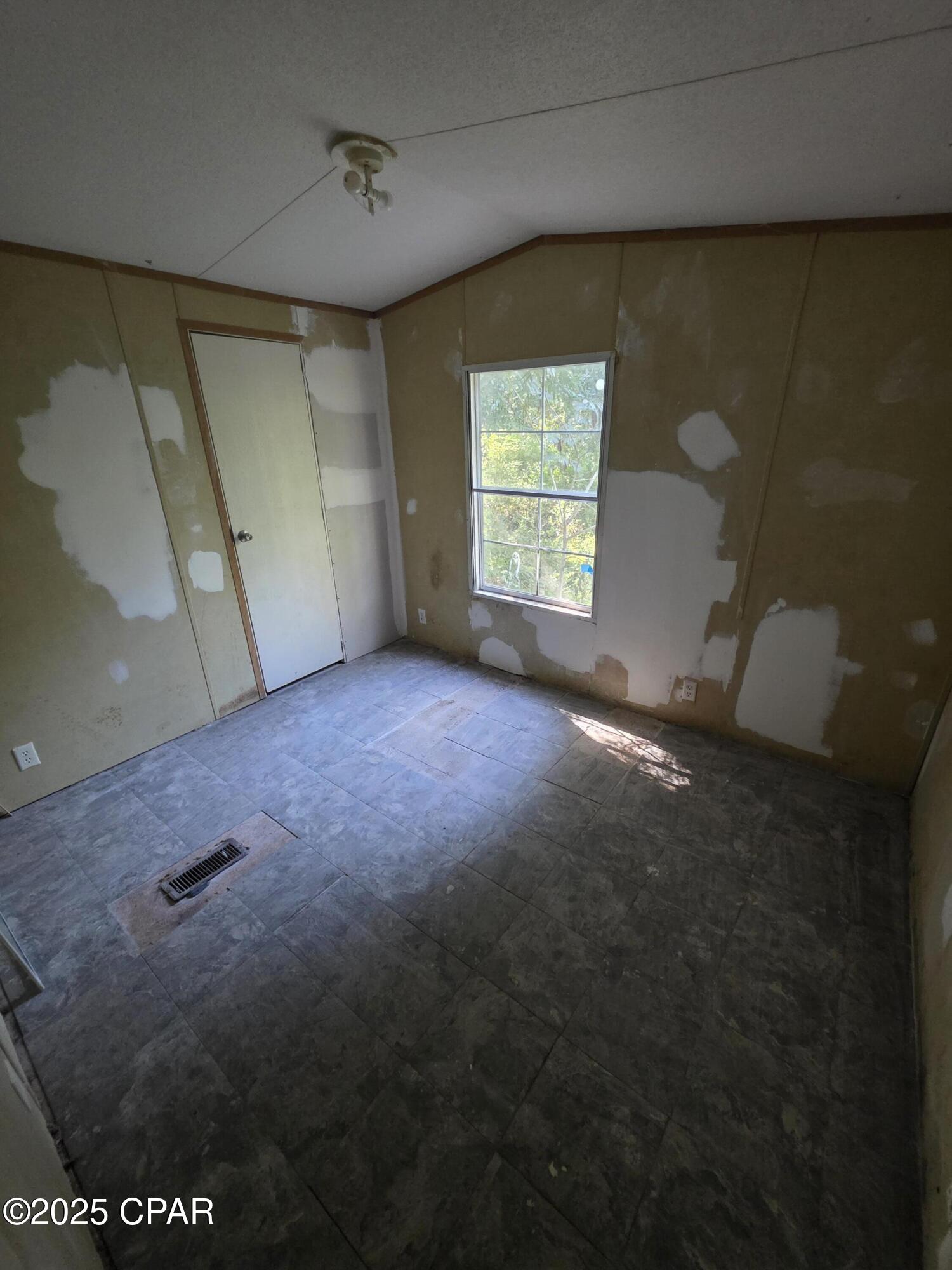 Image 10 For 4510 Dorcas Road