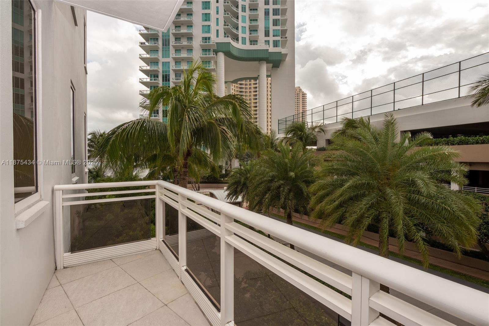 901 Brickell Key Blvd #509, Miami FL 33131