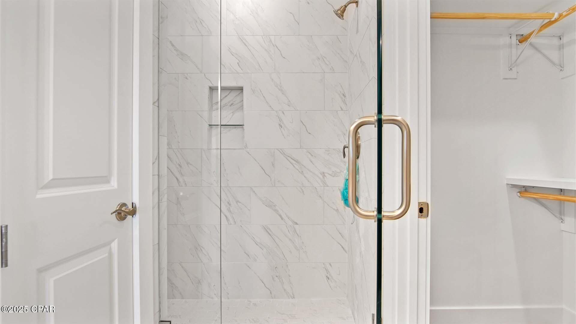 Image 19 For 876 Walsonham Drive