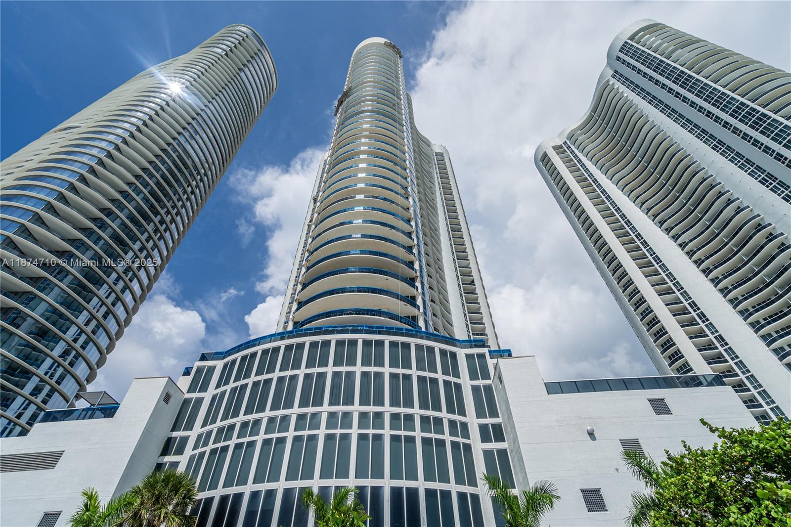 Condo for Rent in Sunny Isles Beach, FL