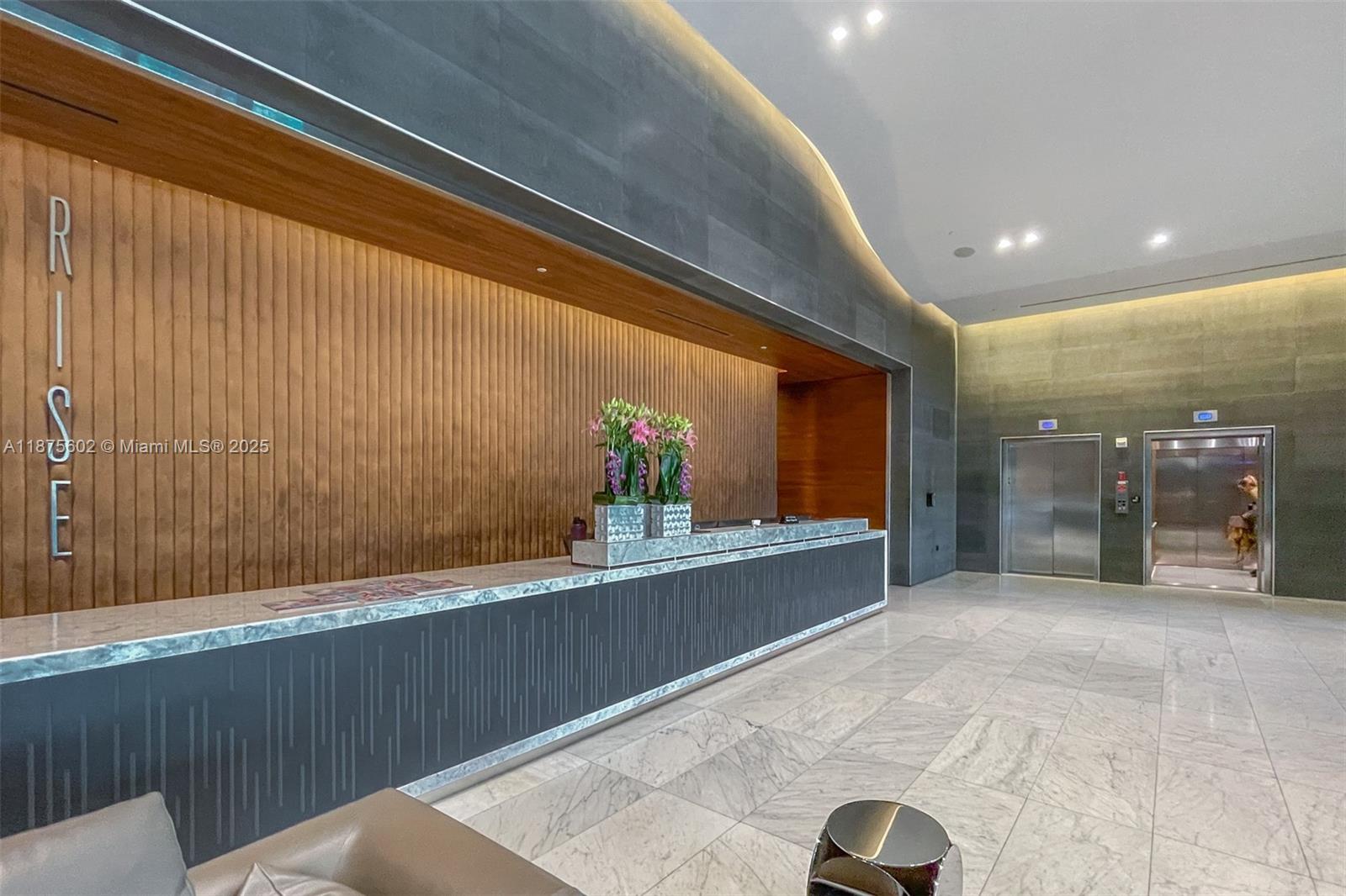 Condo for Sale in Miami, FL