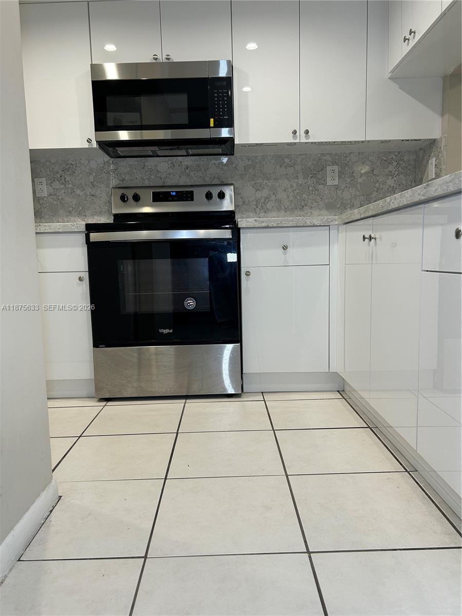 ¤West Fontaine Condo