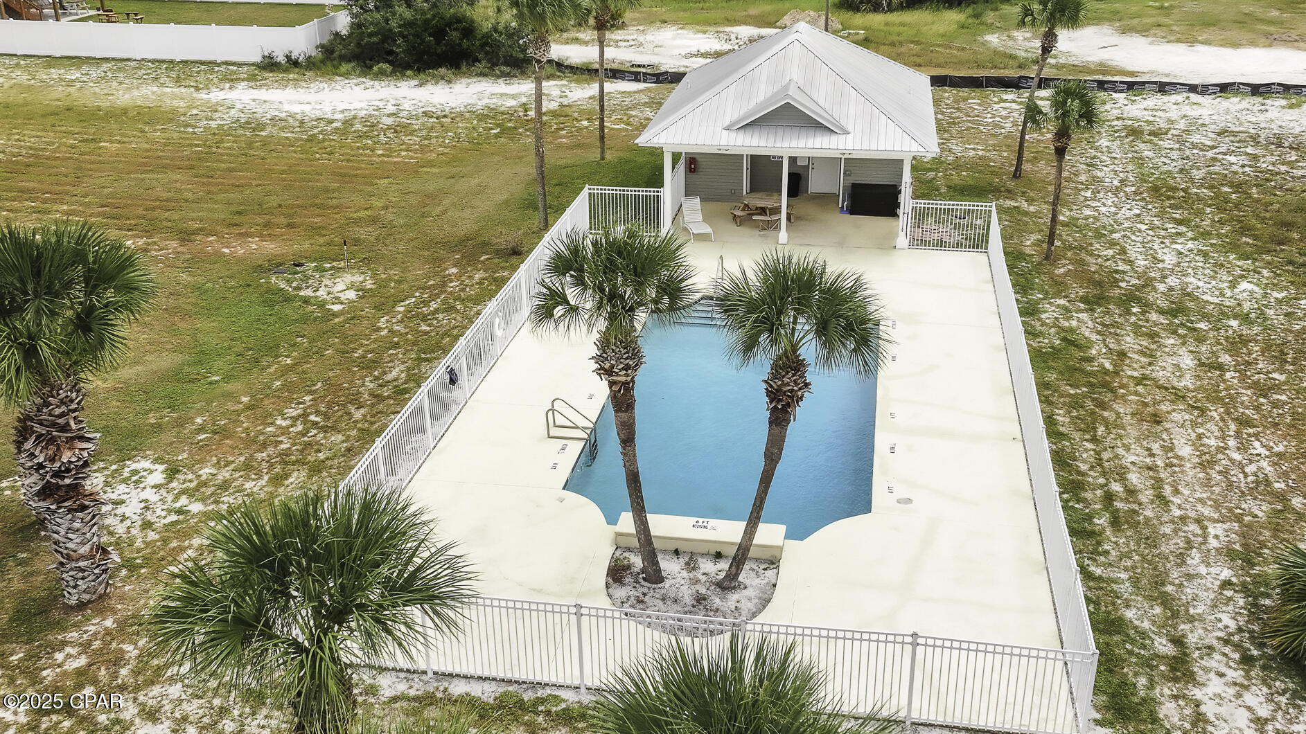 Image 40 For 8184 Highway 98