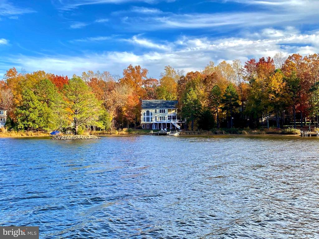 listing main picture