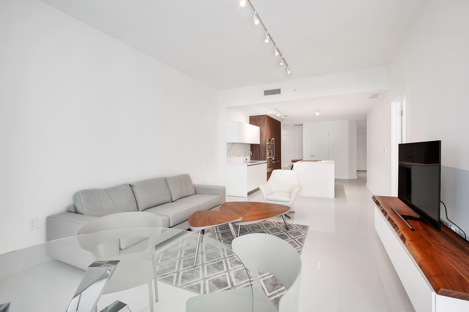 Homes for sale in Miami, FL | 851 Ne 1St Ave #2005, Miami, FL 33132 | MLS# F10525836