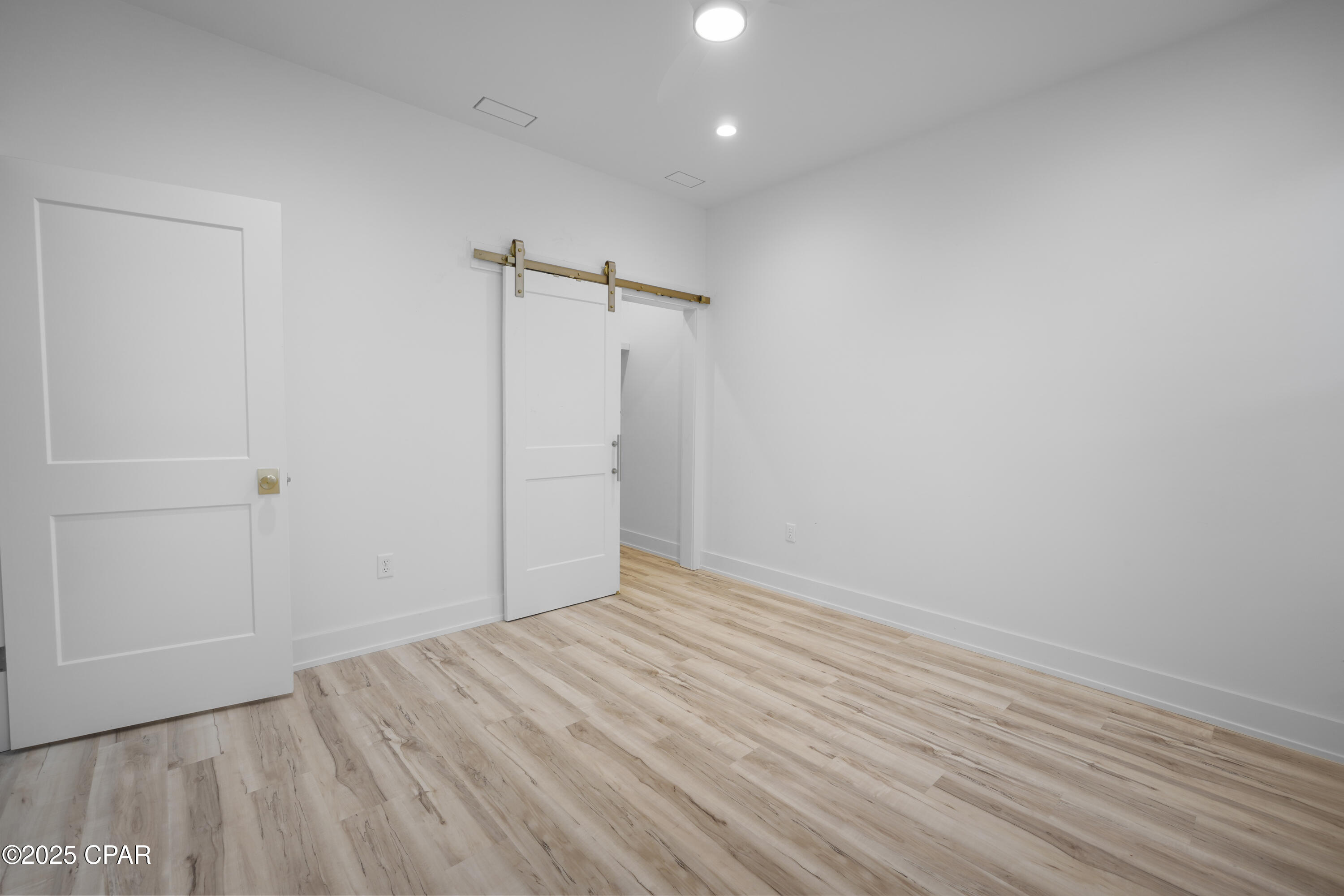 Image 12 For 21513 Pompano Avenue