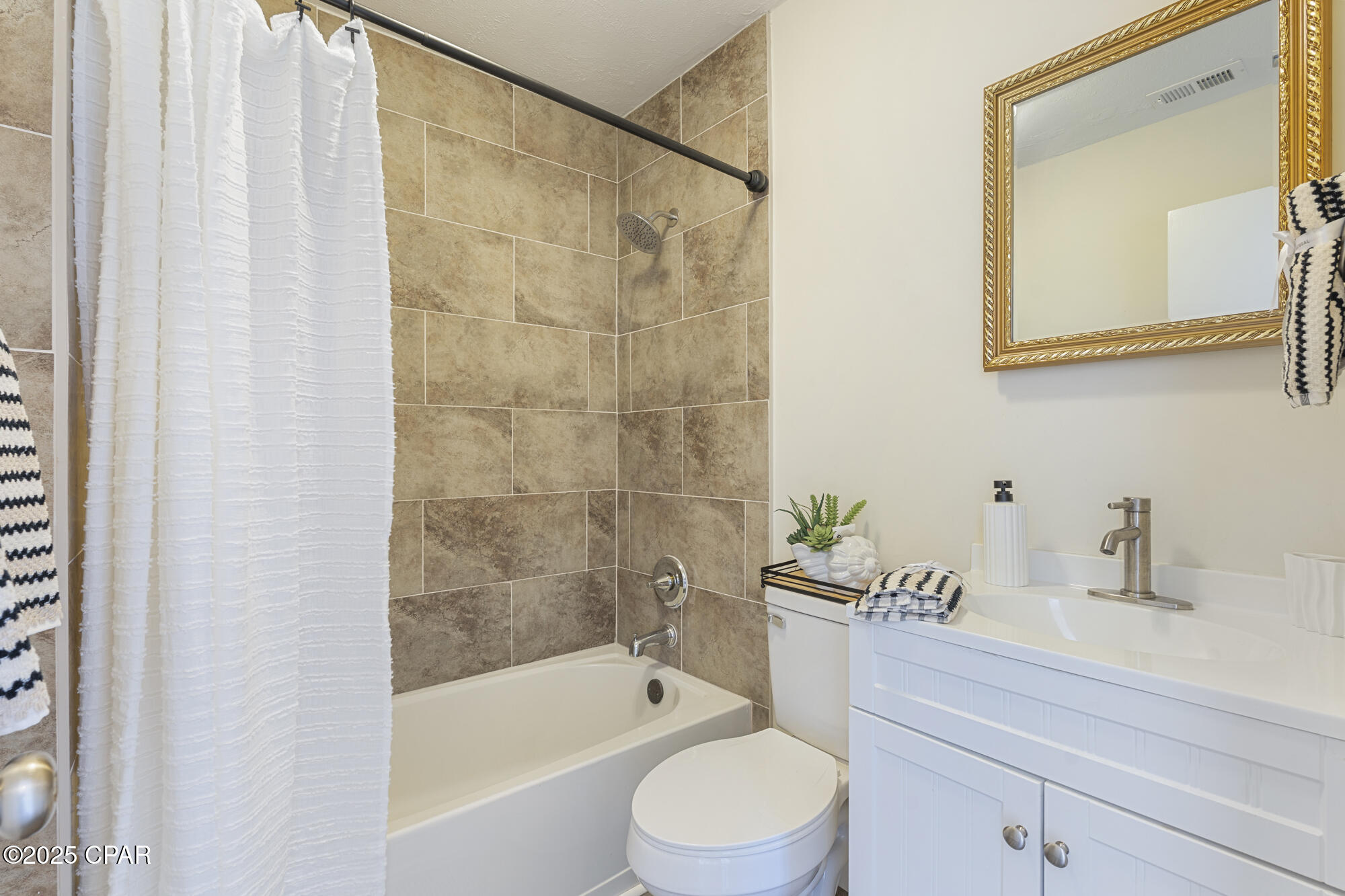 Image 15 For 609 Sea Breeze Drive