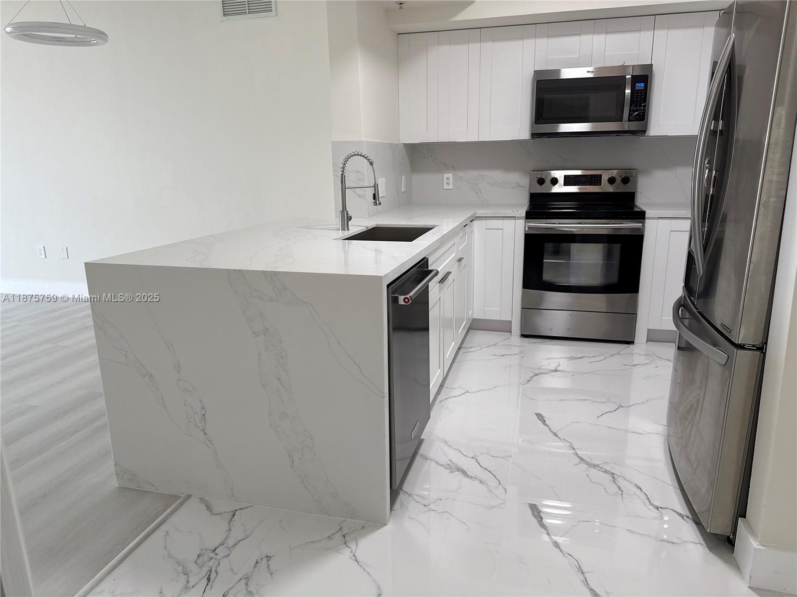 Puerta De Palmas Condo