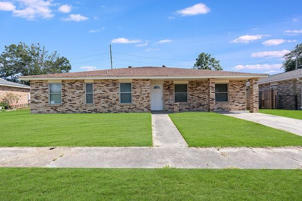 Homes for sale in La Place, LA | 391 Highland Dr, La Place, LA 70068 | MLS# 2520795